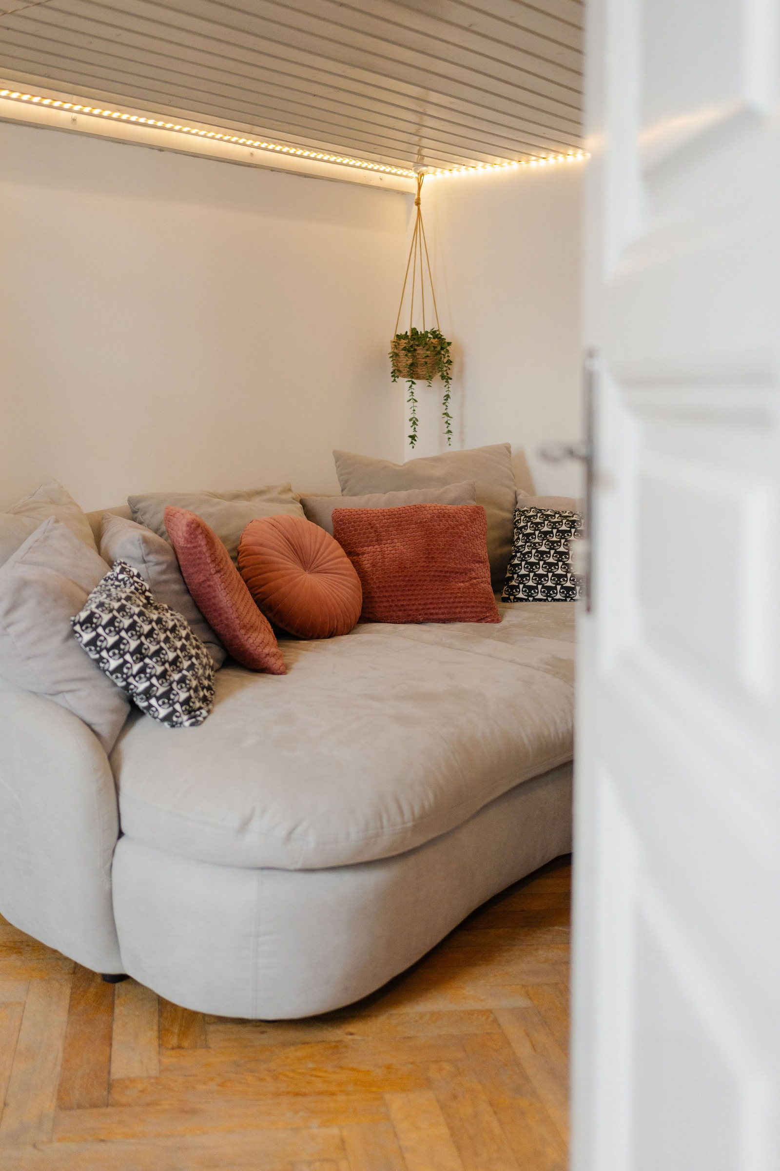 Downtown, Budapest - Centrally located with everything you want in Walking Distance!