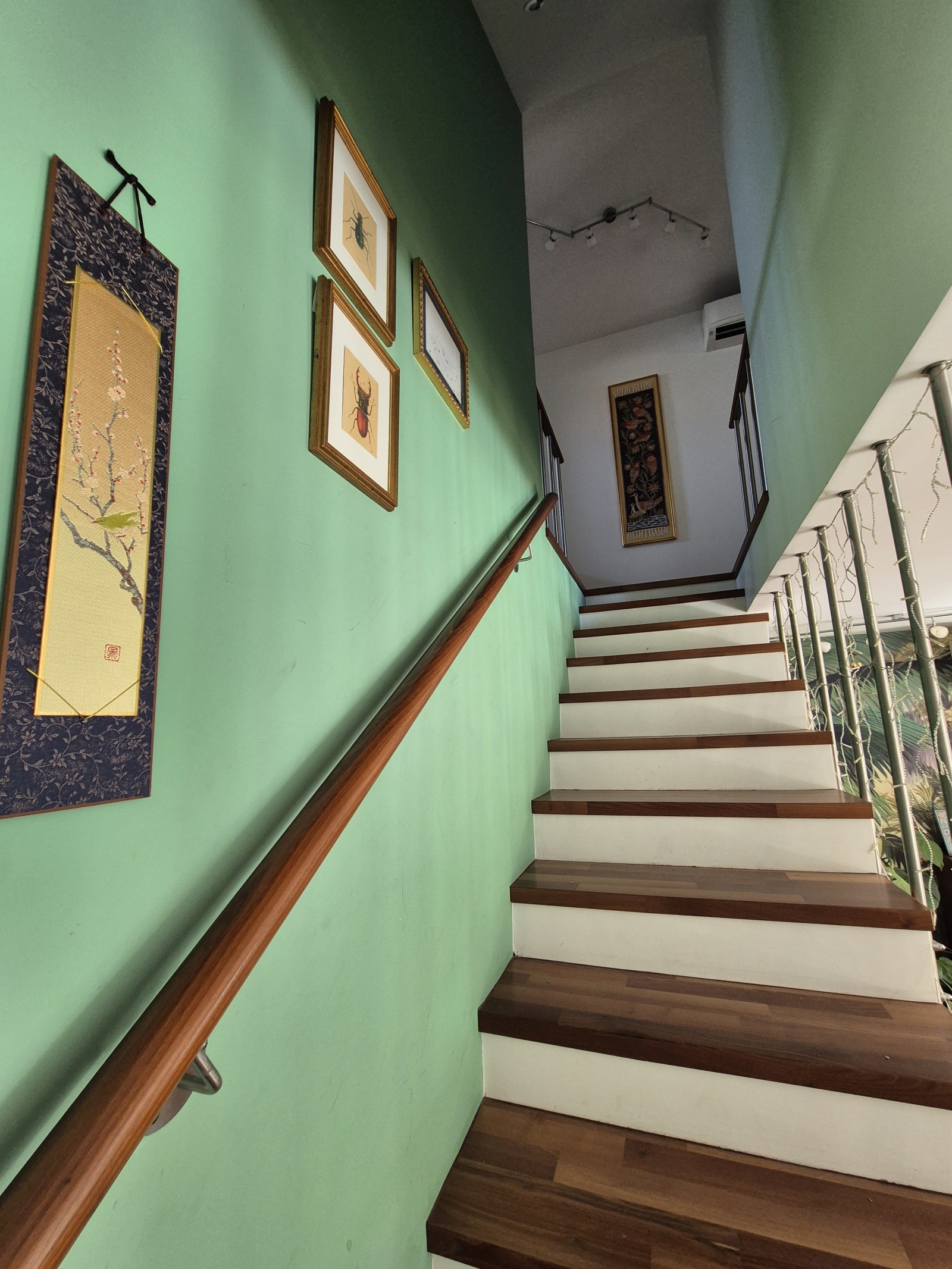 Gemütliches, tropisch inspiriertes Haus