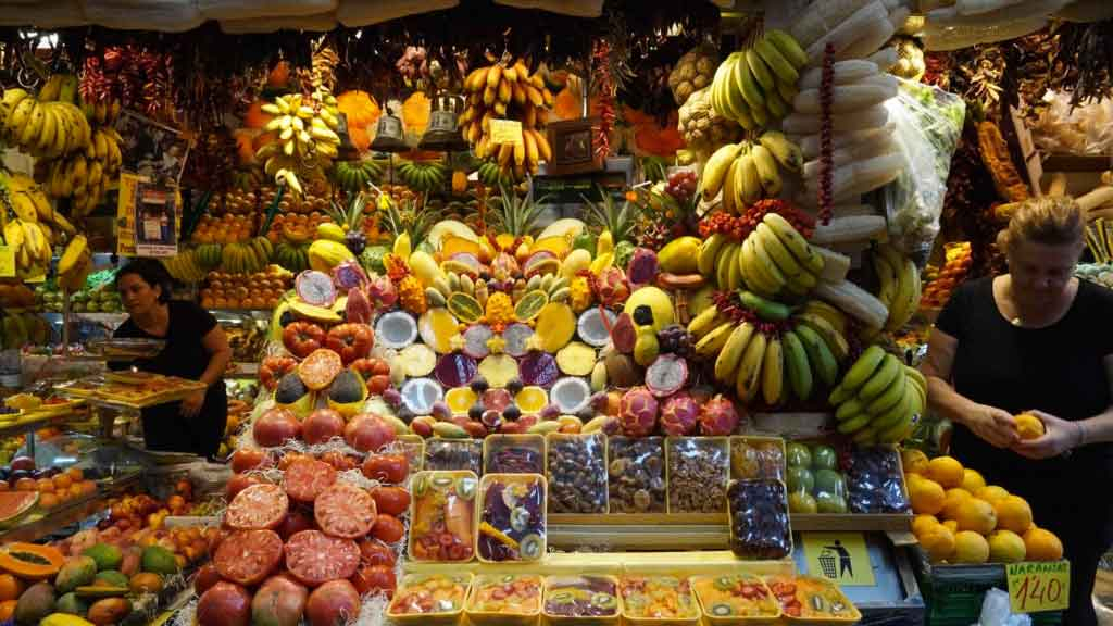 Frutteteria nel mercato di Vegueta (Las Palmas de Gran Canaria)