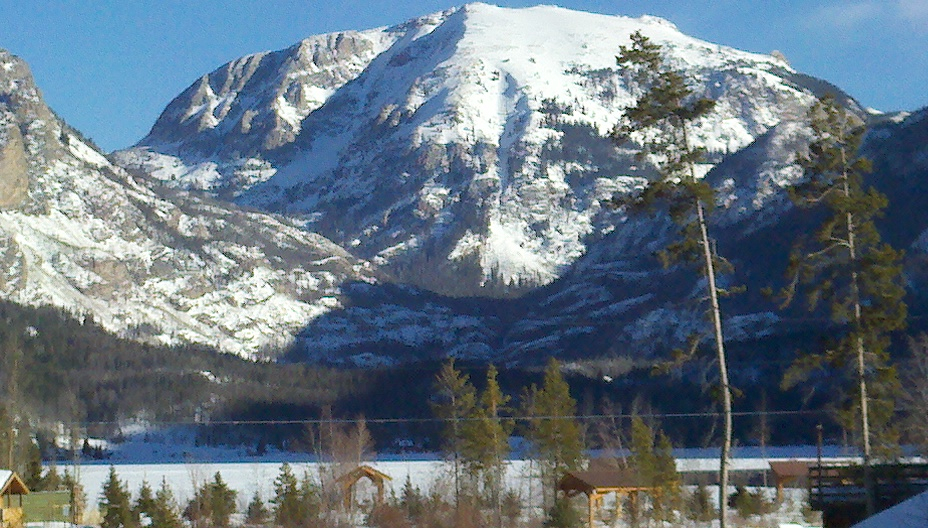 Mount Baldy tiene d'occhio il Grand Lake (chiamato anche Spirit Lake)