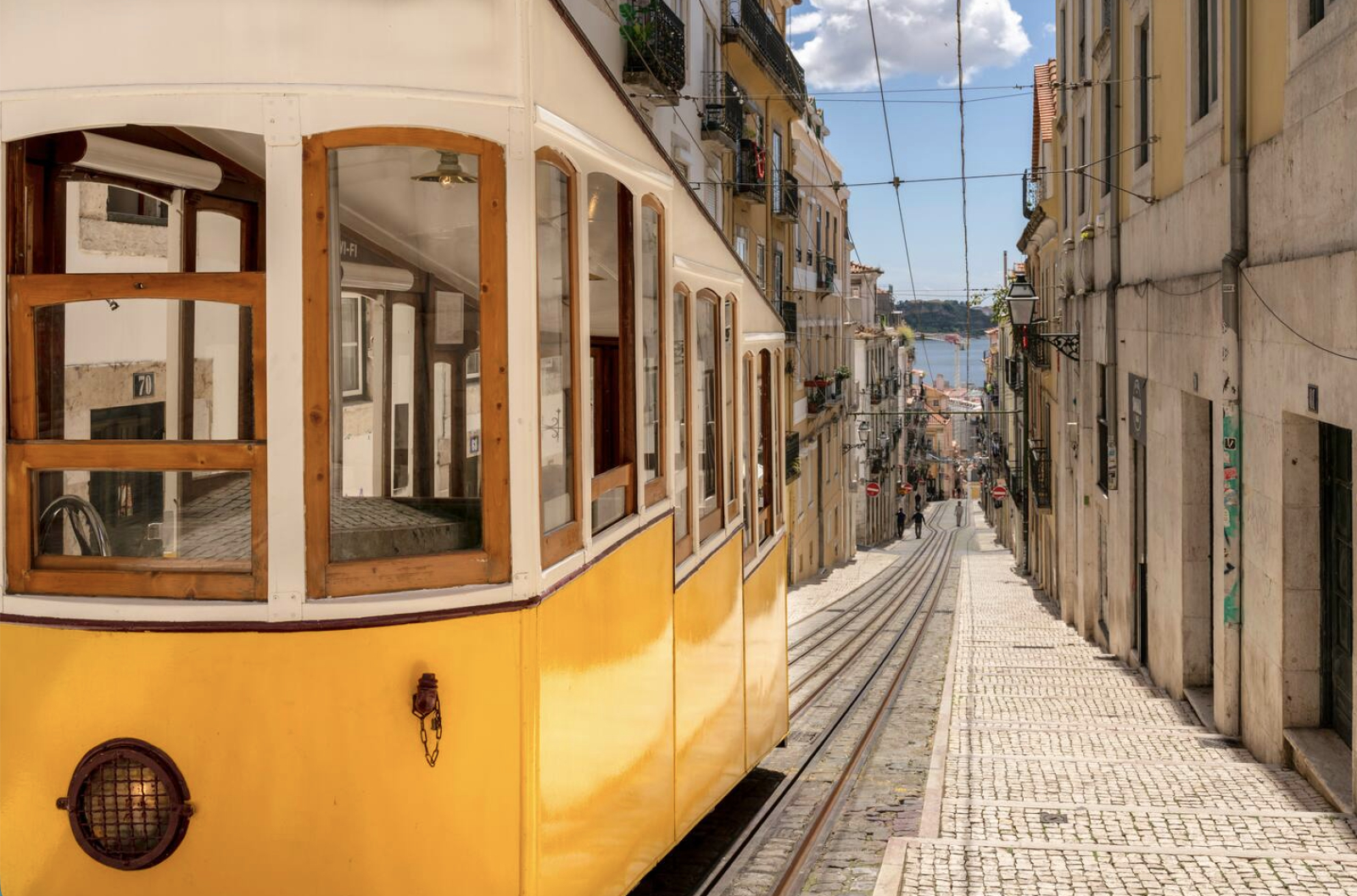 Vintage Inspired Flat in the heart of historic Lisbon