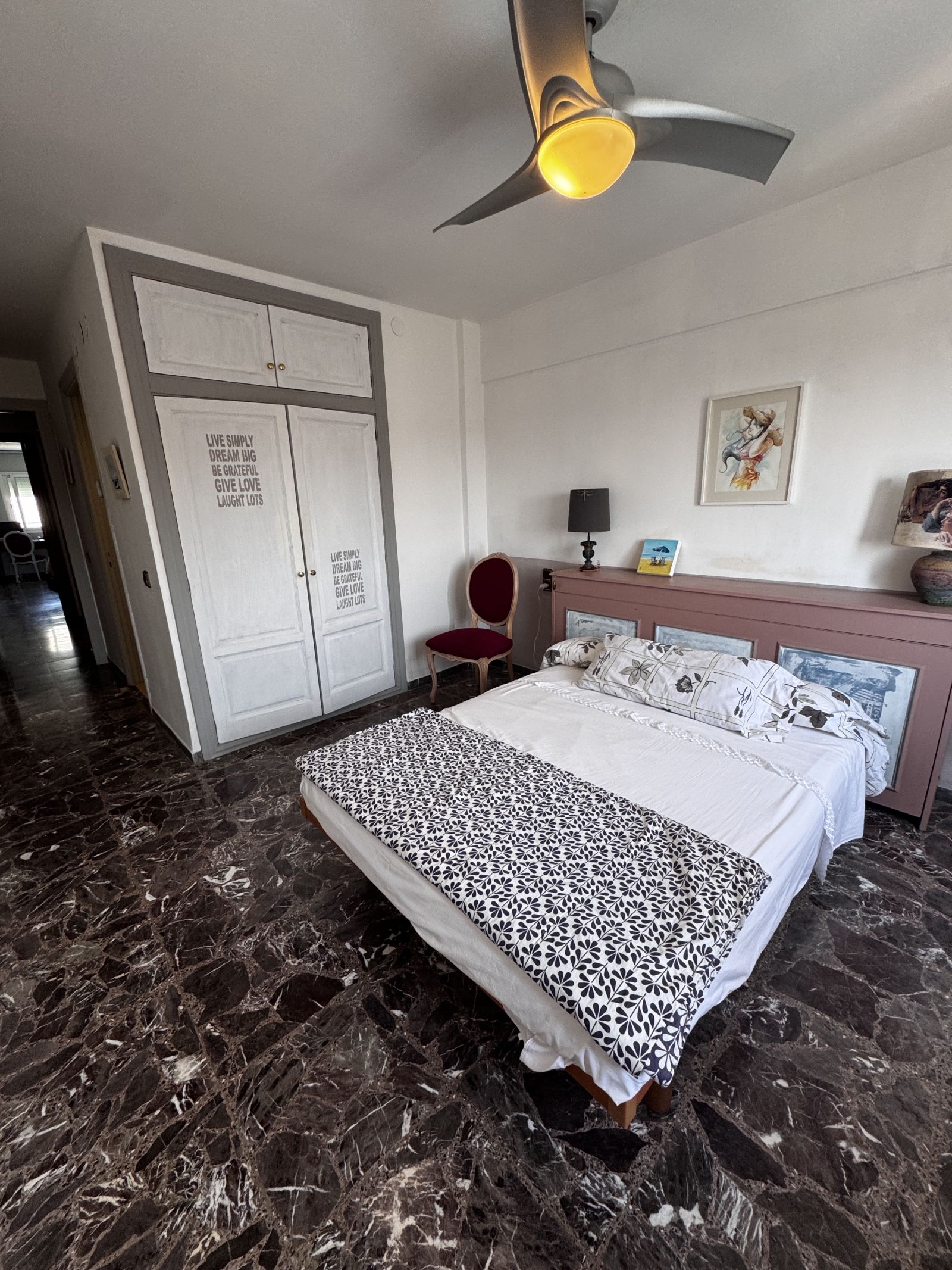 200 m2 of comfort 200m from the beach