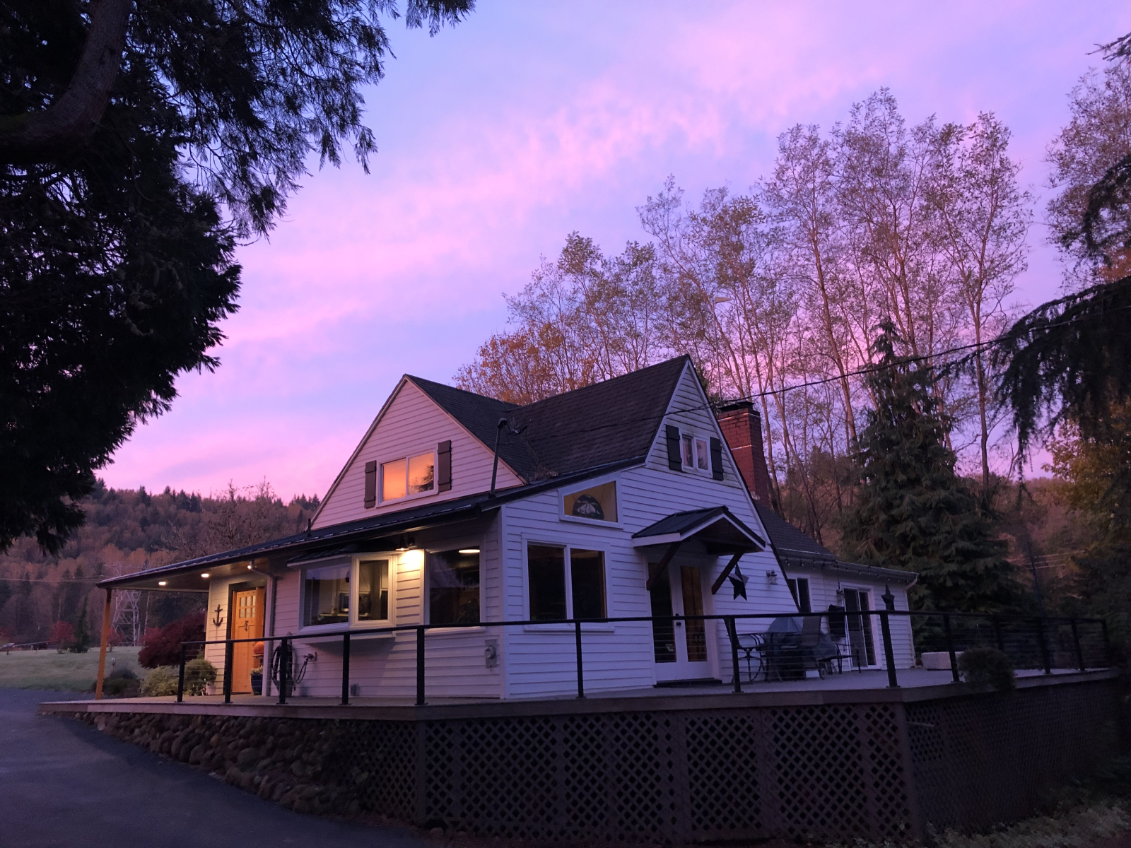 Resort-achtige oase in Oregon, huis met 3 slaapkamers op het terrein, dichtbij Mt Hood en Portland
