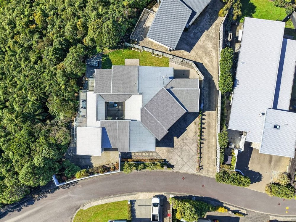 Family home in Wellington suburb Open to all type of exchange