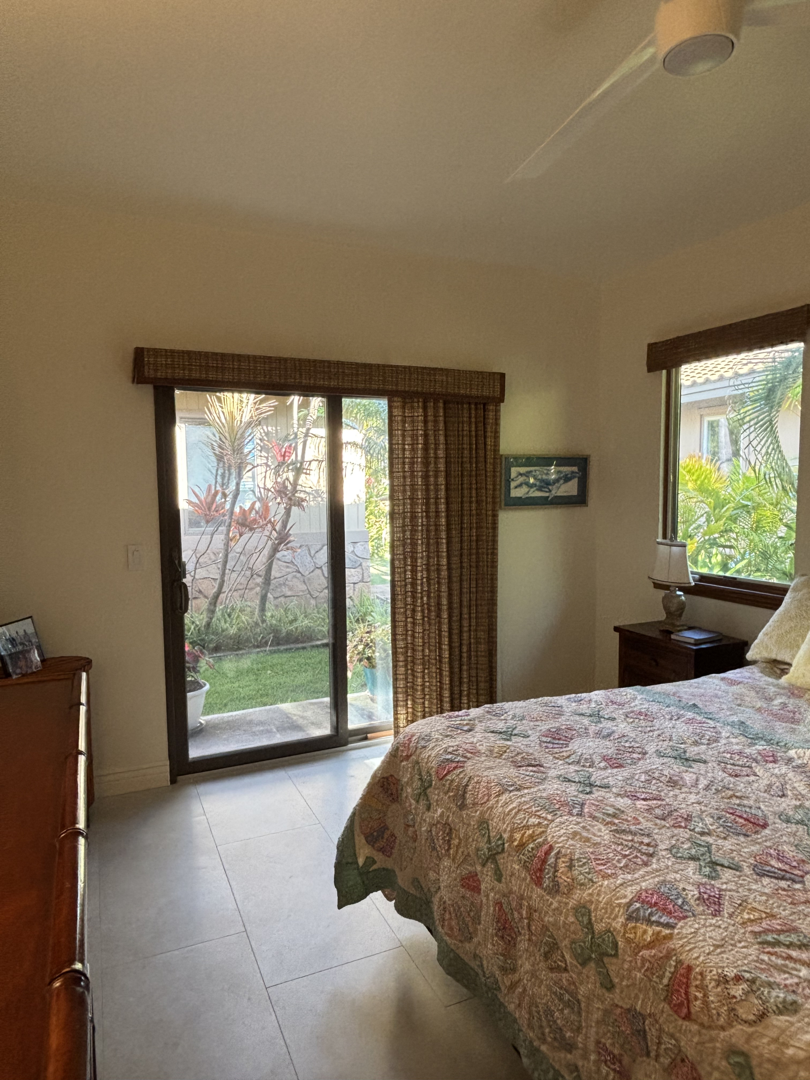 Belle maison rénovée à West Maui