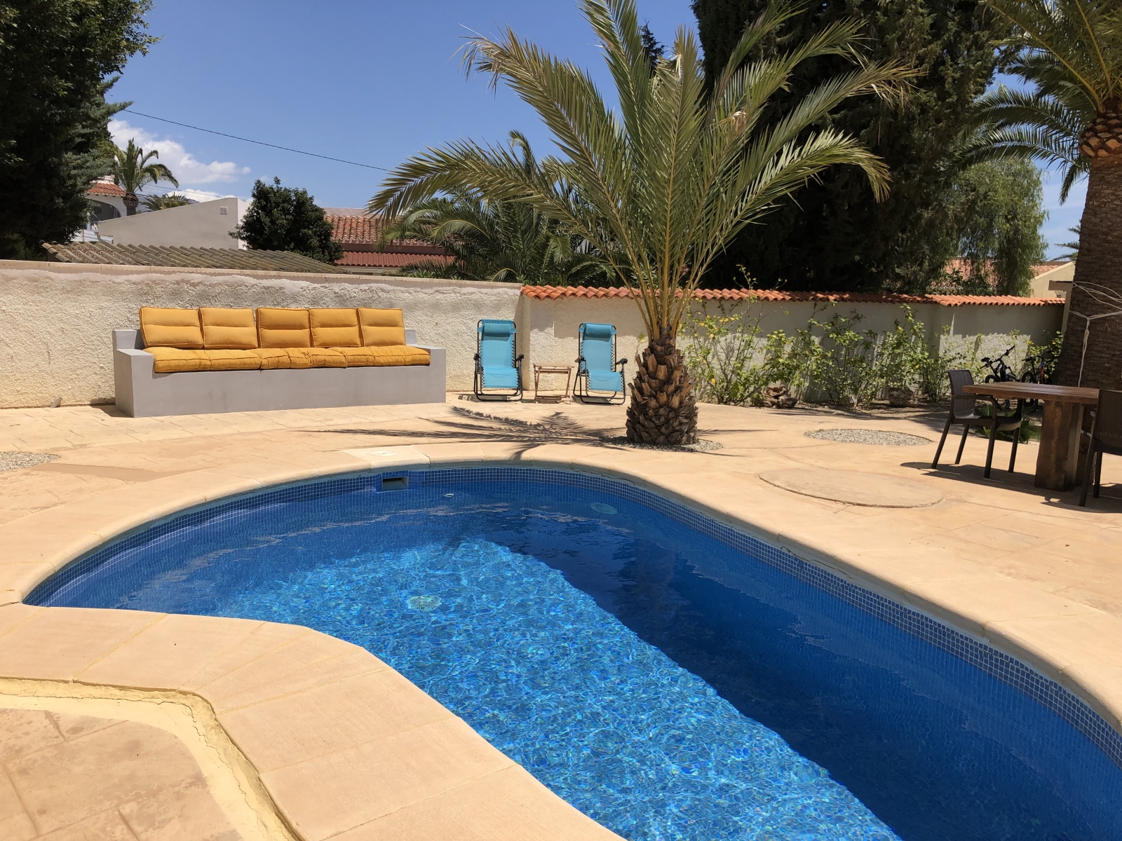 Siamo situati nel nord della Costa Blanca