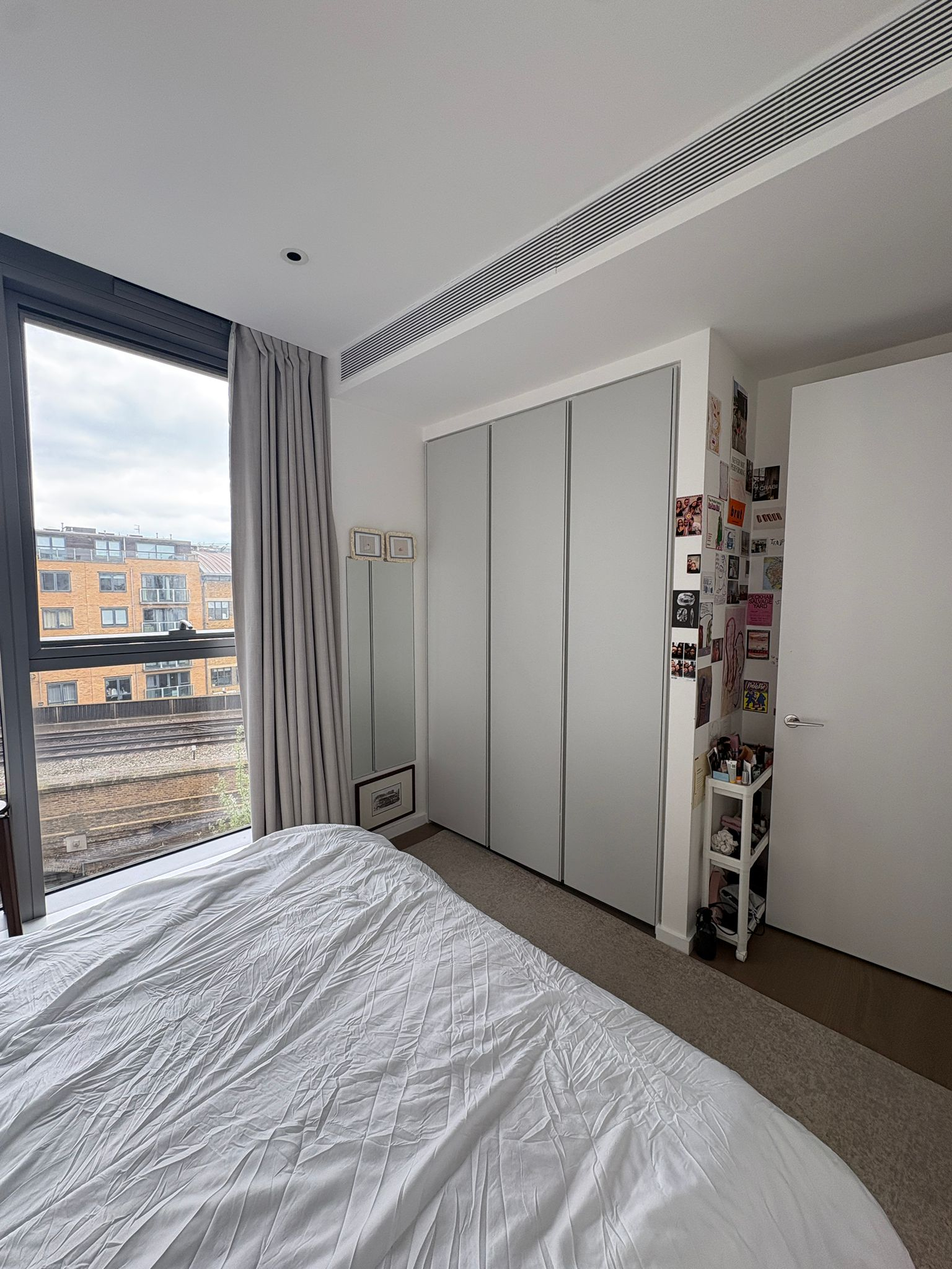 Modern One-Bedroom Flat in Lovely Neighborhood