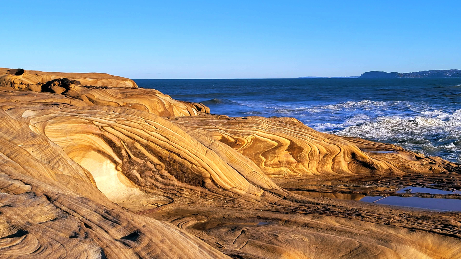 El paseo costero del Parque Nacional Bouddi está a poca distancia en coche de nuestra casa y ofrece ...
