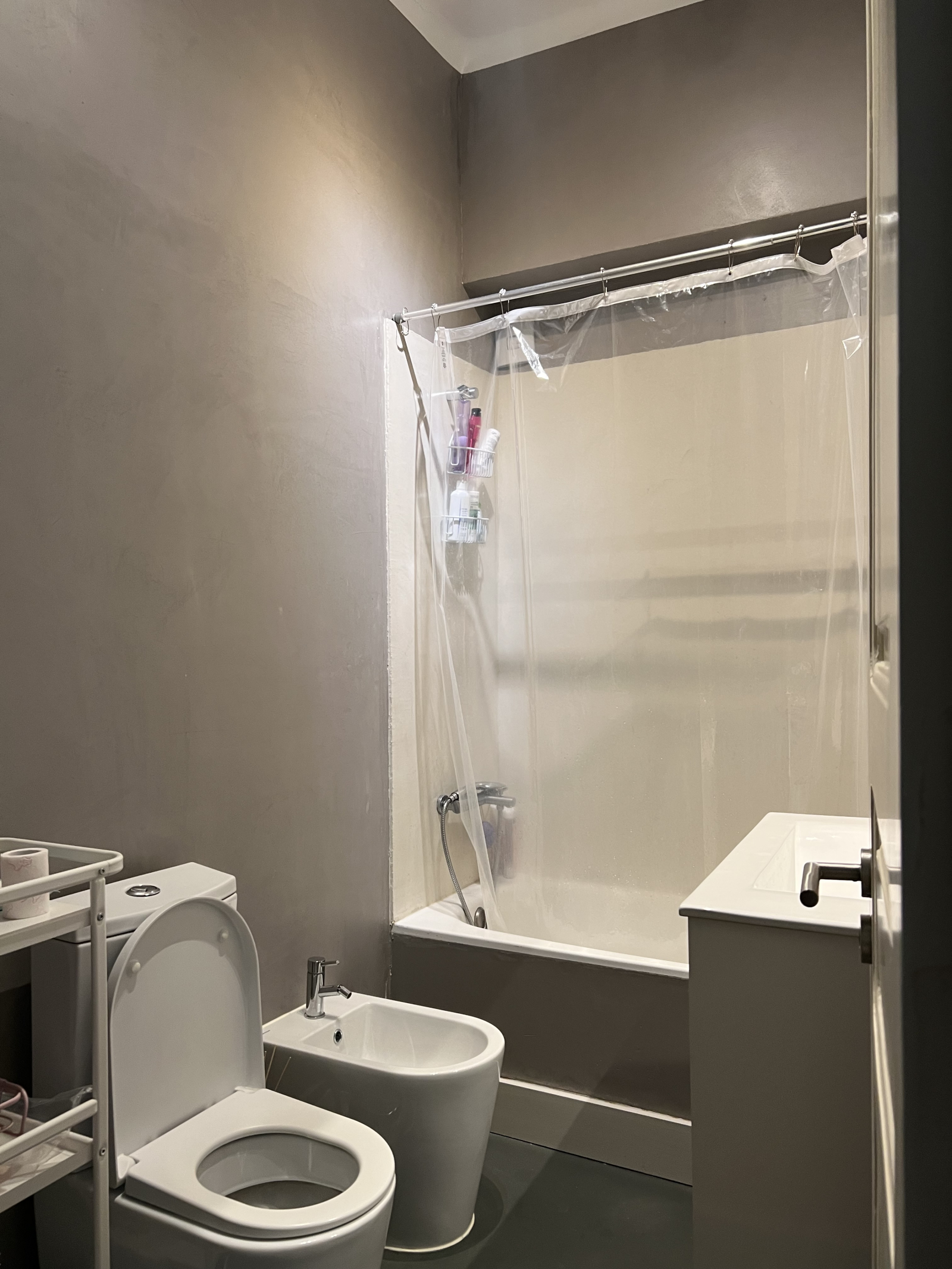 Toilet + bathroom #2