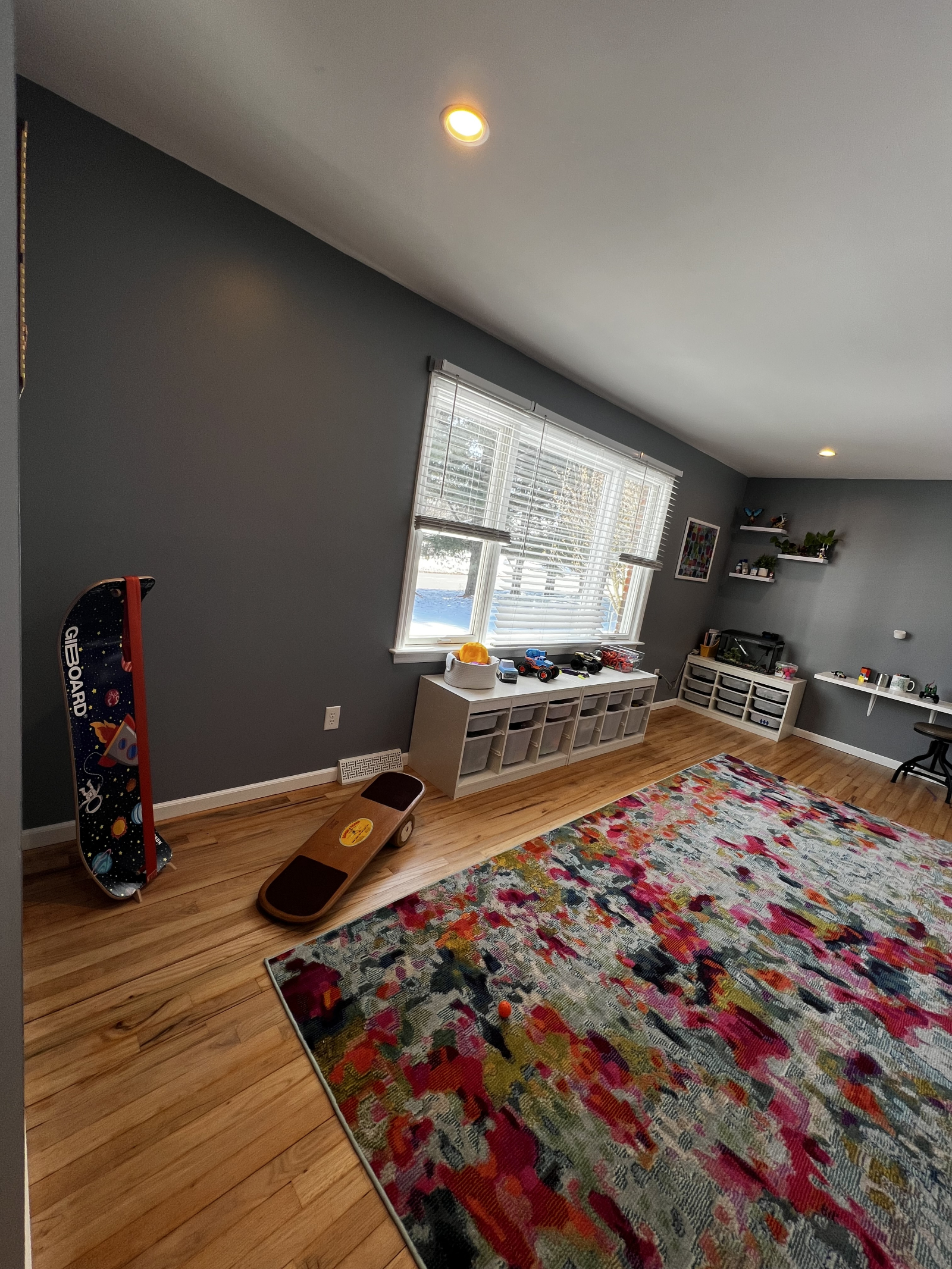 Family friendly home close to parks, hiking, and the city all at once