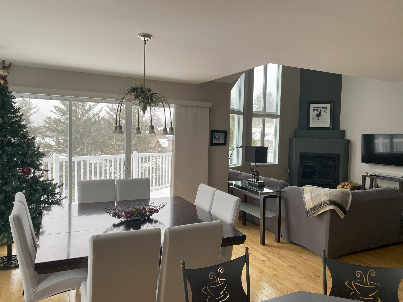 Cottage eet- en woonkamer