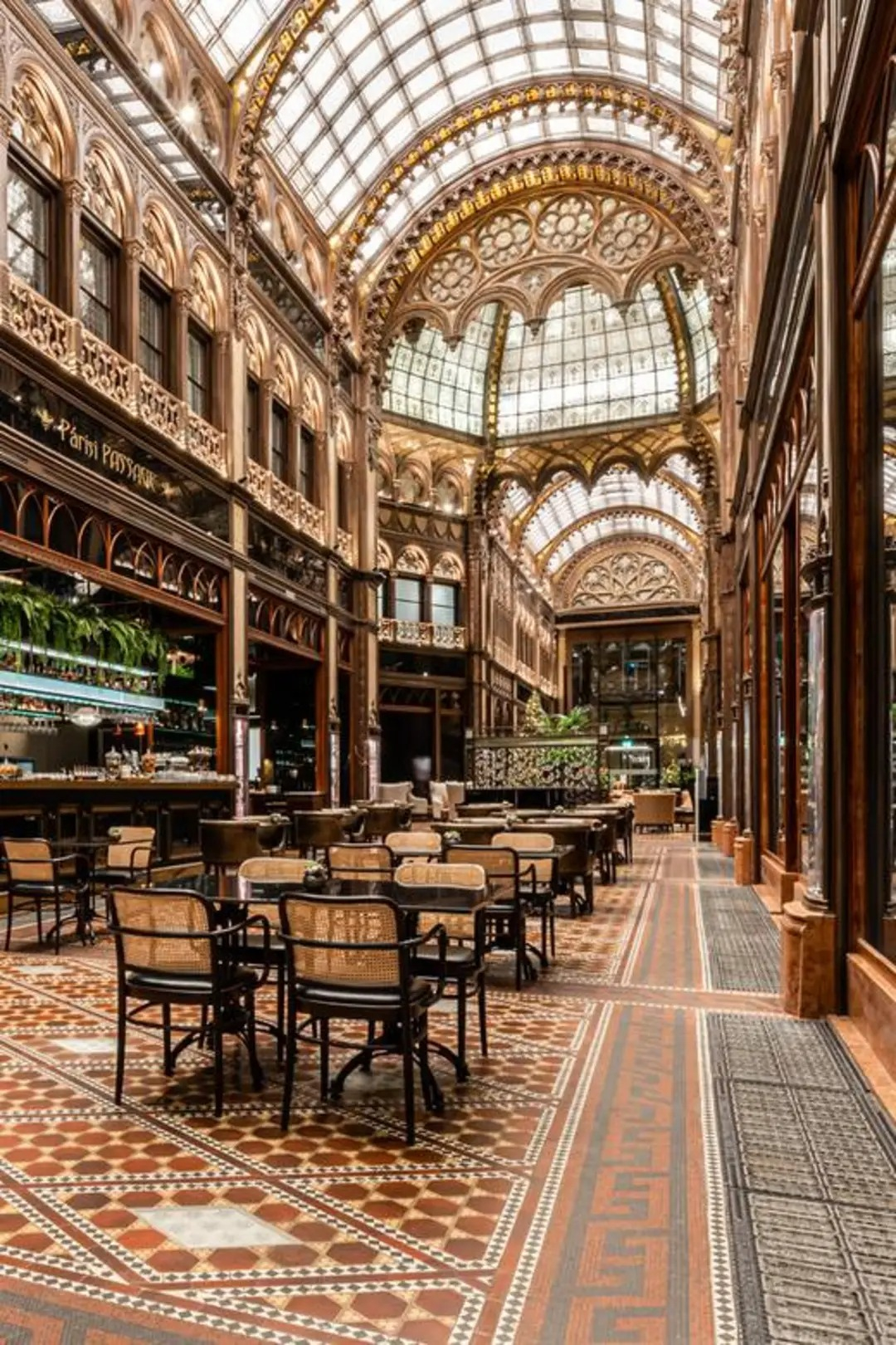 Downtown, Budapest - Centrally located with everything you want in Walking Distance!