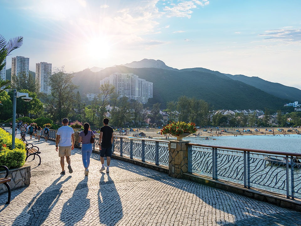 Home Exchange: Hong Kong (Discovery Bay) ↔ United Kingdom (Summer 2026)