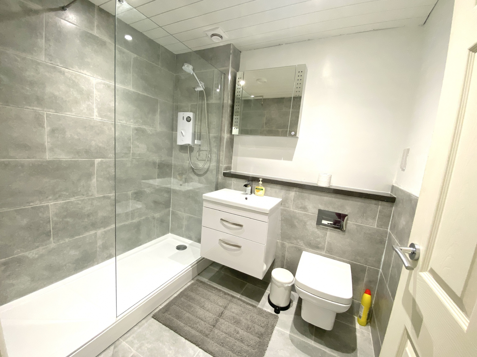 Edinburgh City Centre Flat