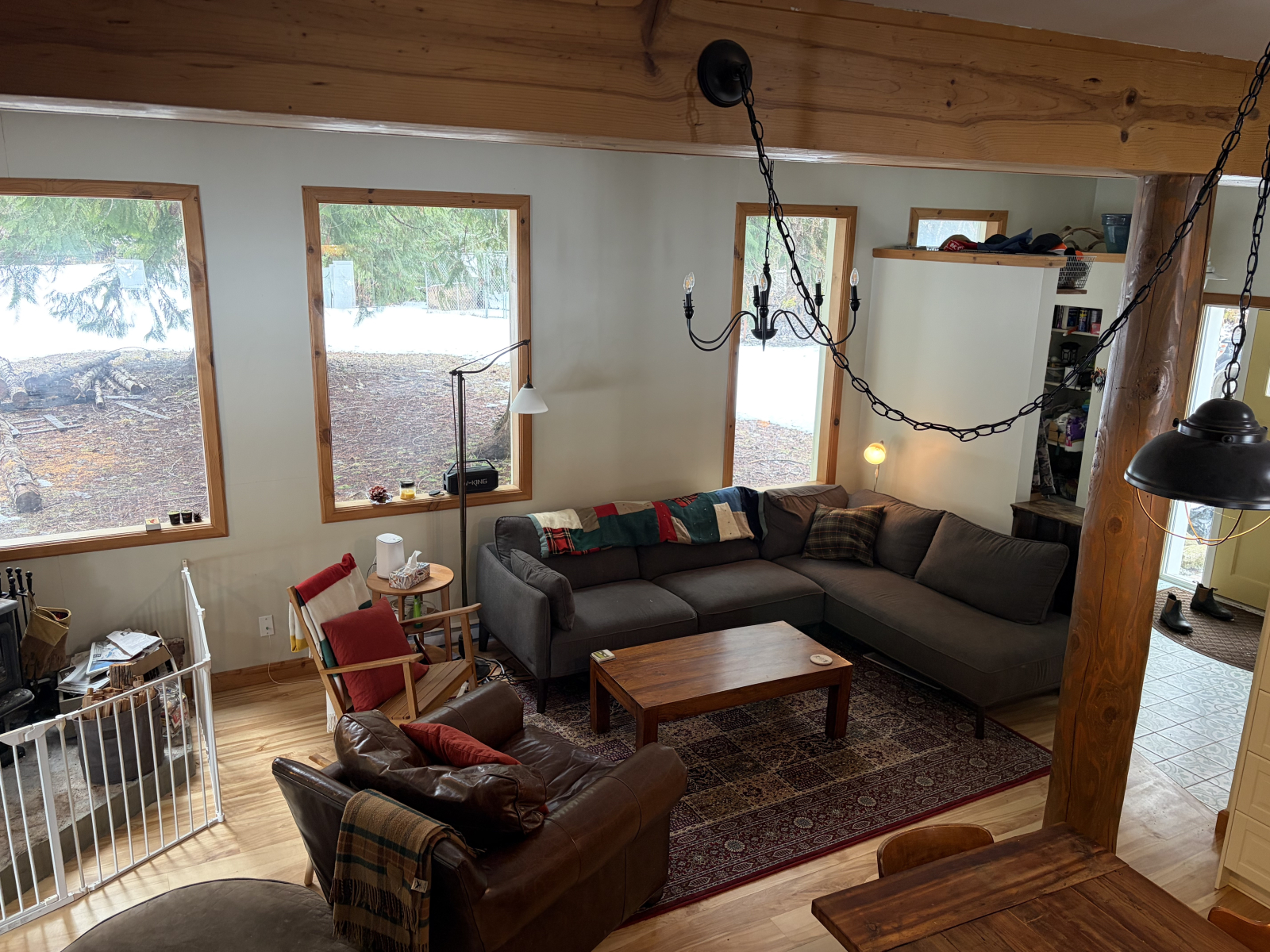 Cozy Pemberton Cabin on 5 Acres
