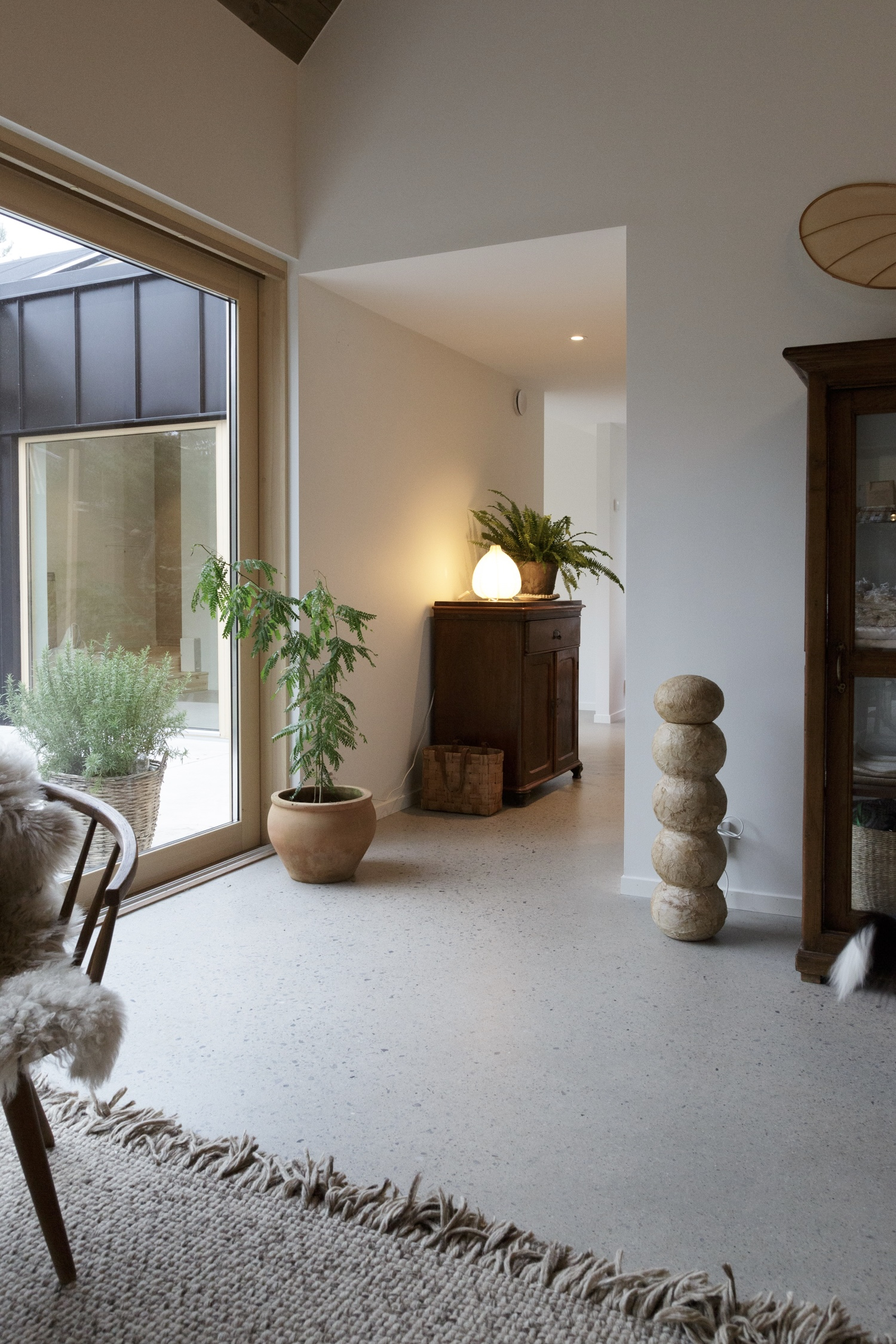 Wohnzimmer mit Blick auf den Flur