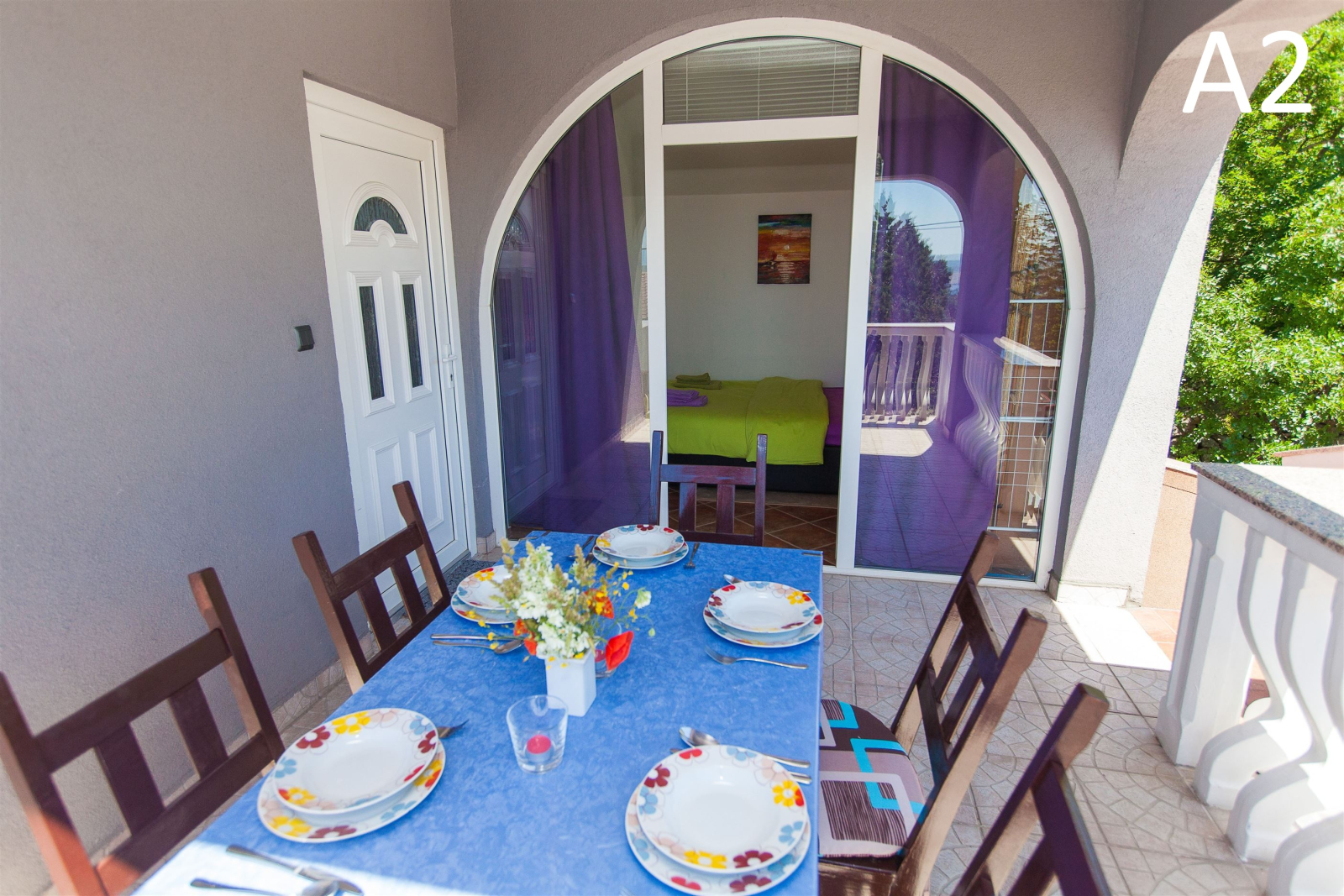 Spacious family apartment with terrace & sea view near Crikvenica