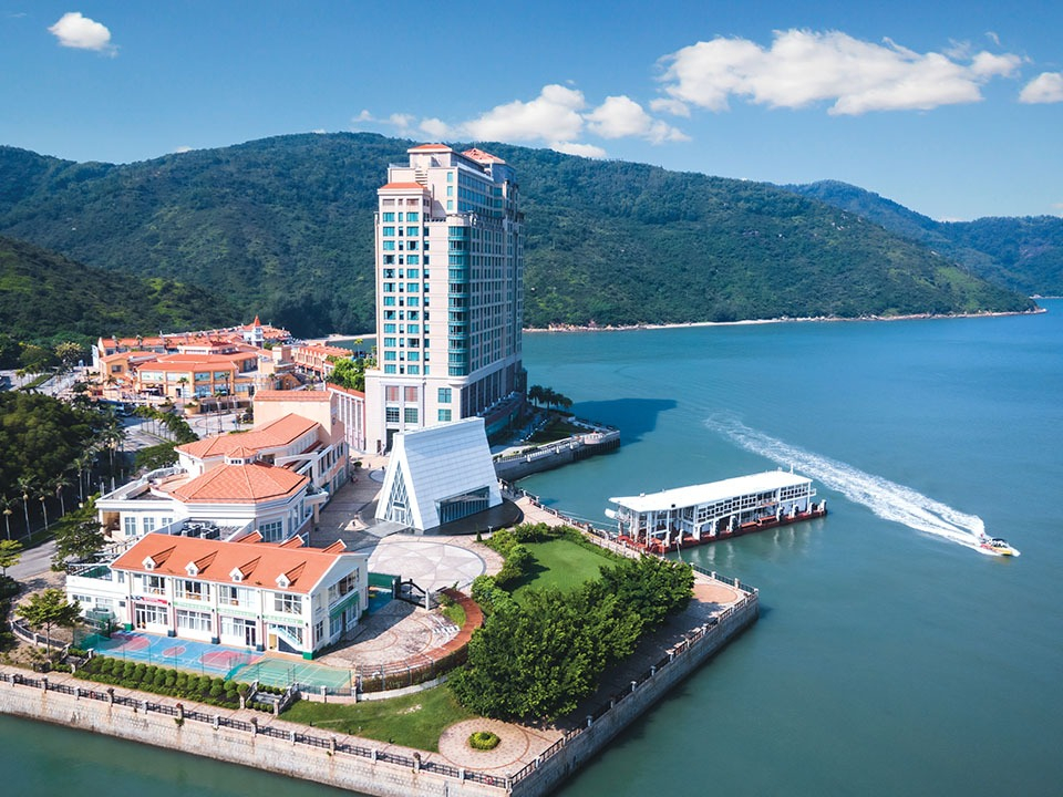 Home Exchange: Hong Kong (Discovery Bay) ↔ United Kingdom (Summer 2026)