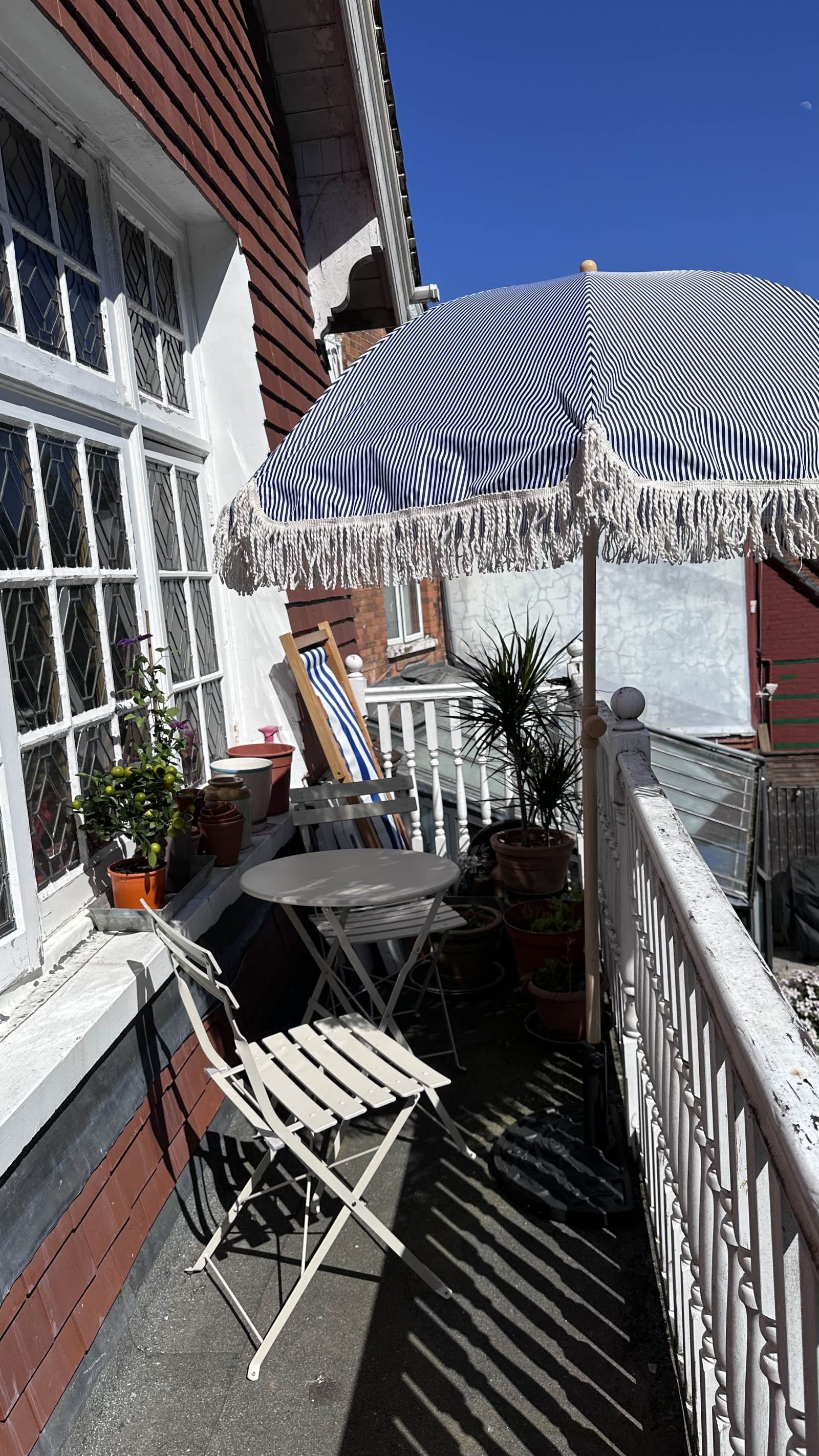 Appartement coloré du milieu du siècle dans le nord-ouest de Londres
