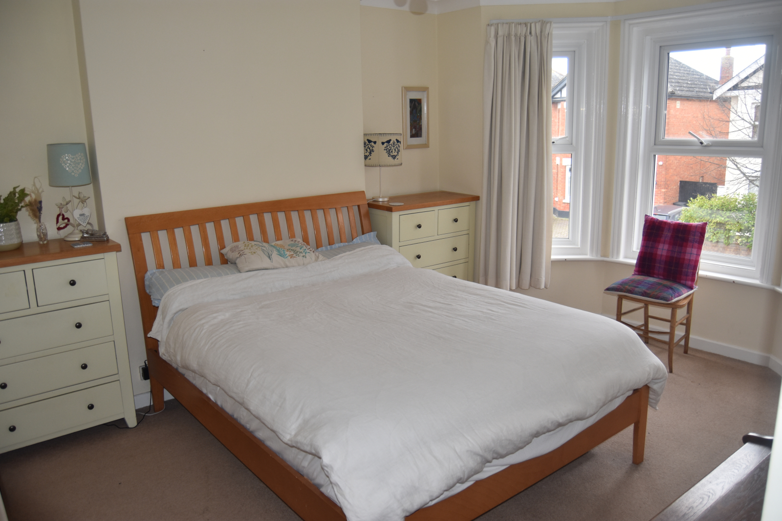Lovely family home in Southbourne.  Beautiful beaches, river and forest to explore.
