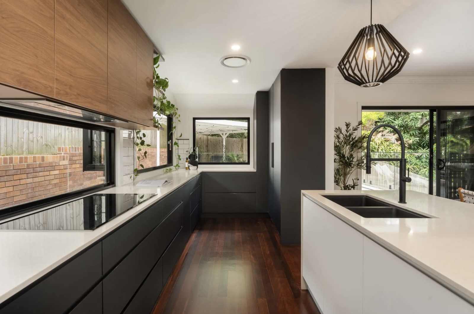 4brm house in inner Brisbane (Camp Hill)