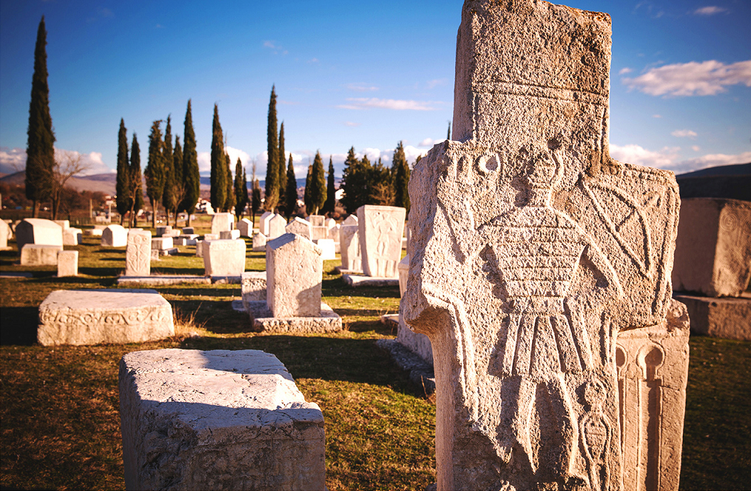 Necropolis Radimlja, zeker een stop waard als je van Sarajevo naar Trebinje rijdt, Stolac is een van ...