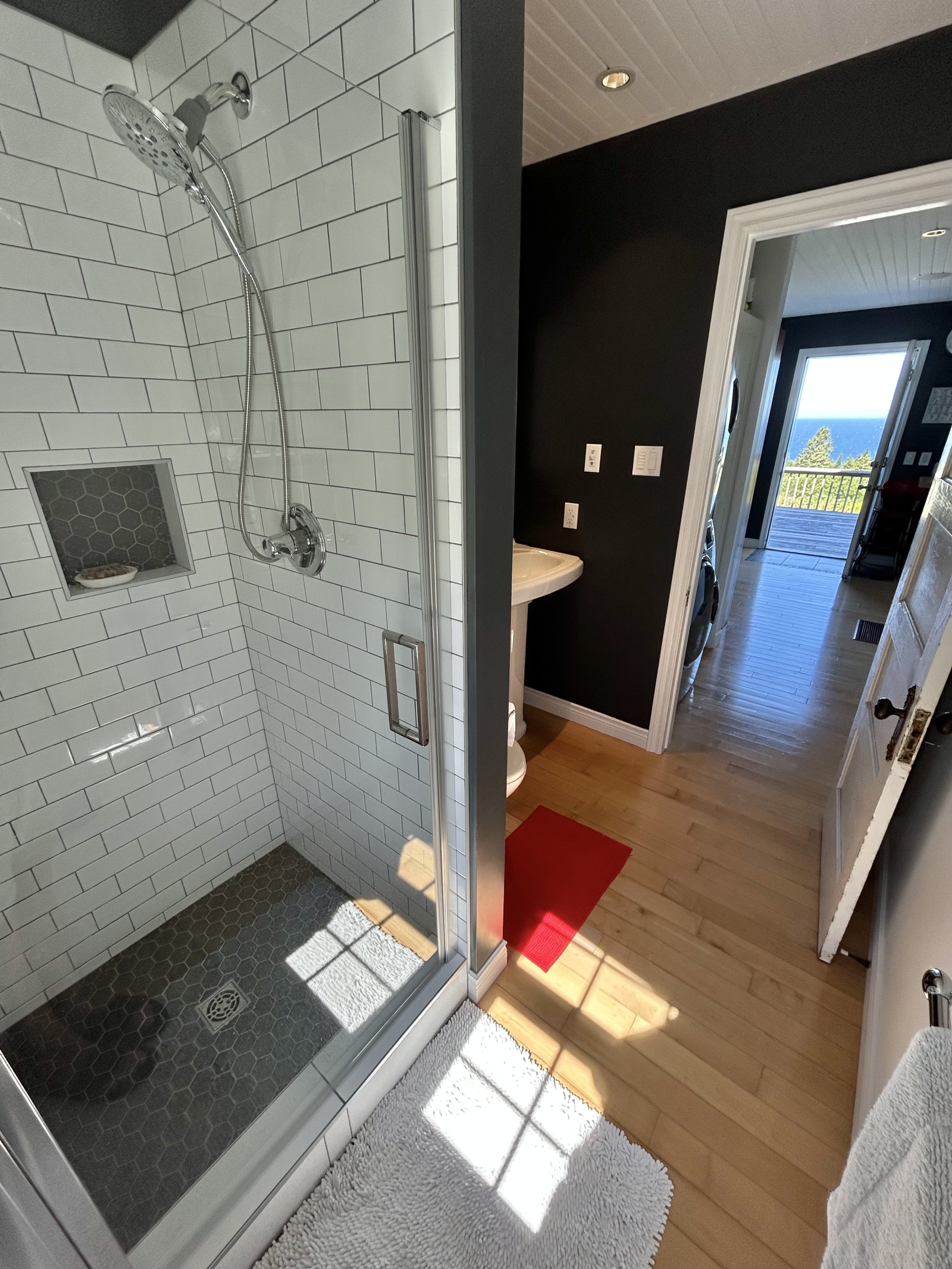 1st floor bathroom