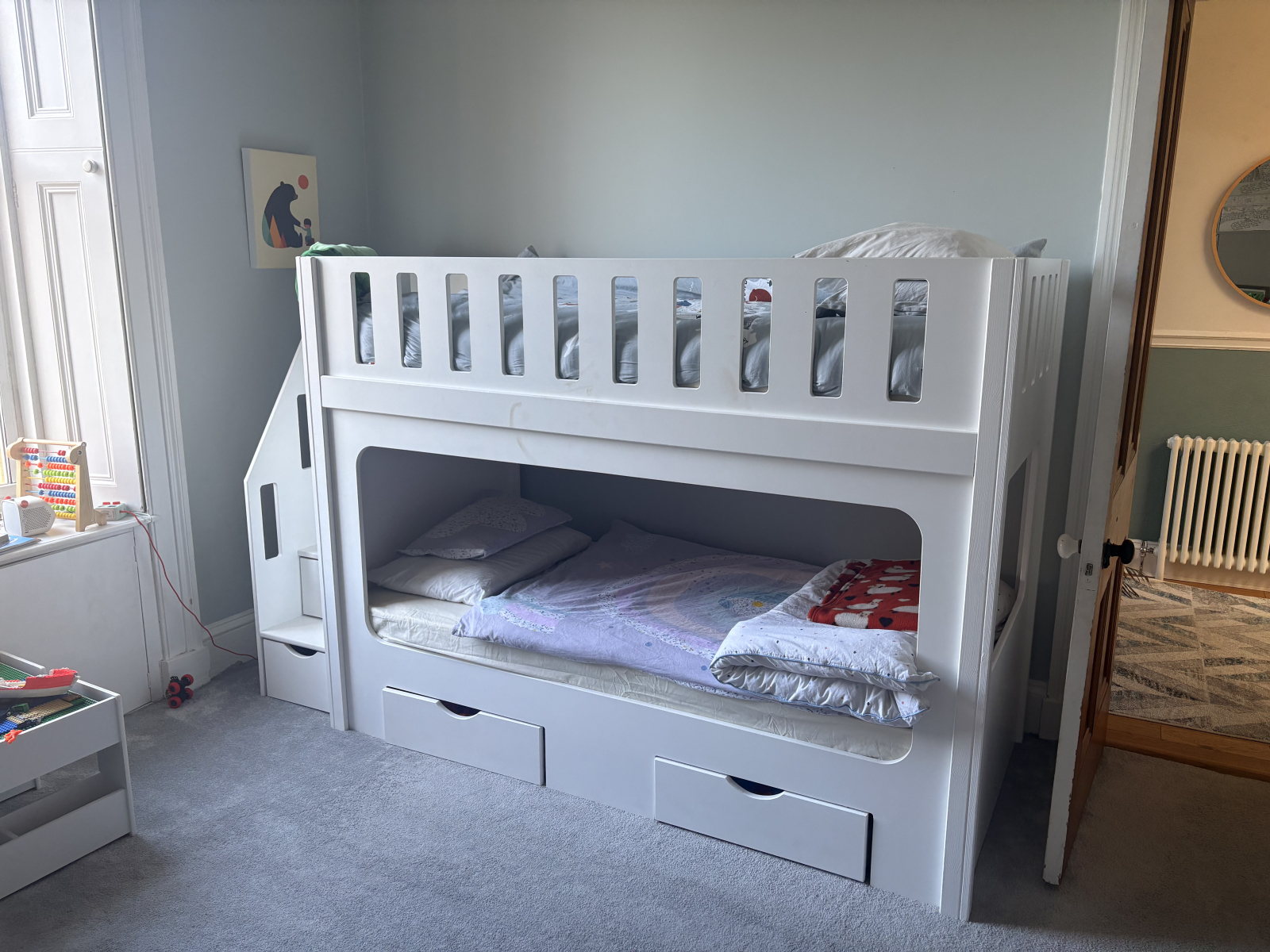 Letto a castello nella camera dei bambini.  Dispone di due letti singoli full size.