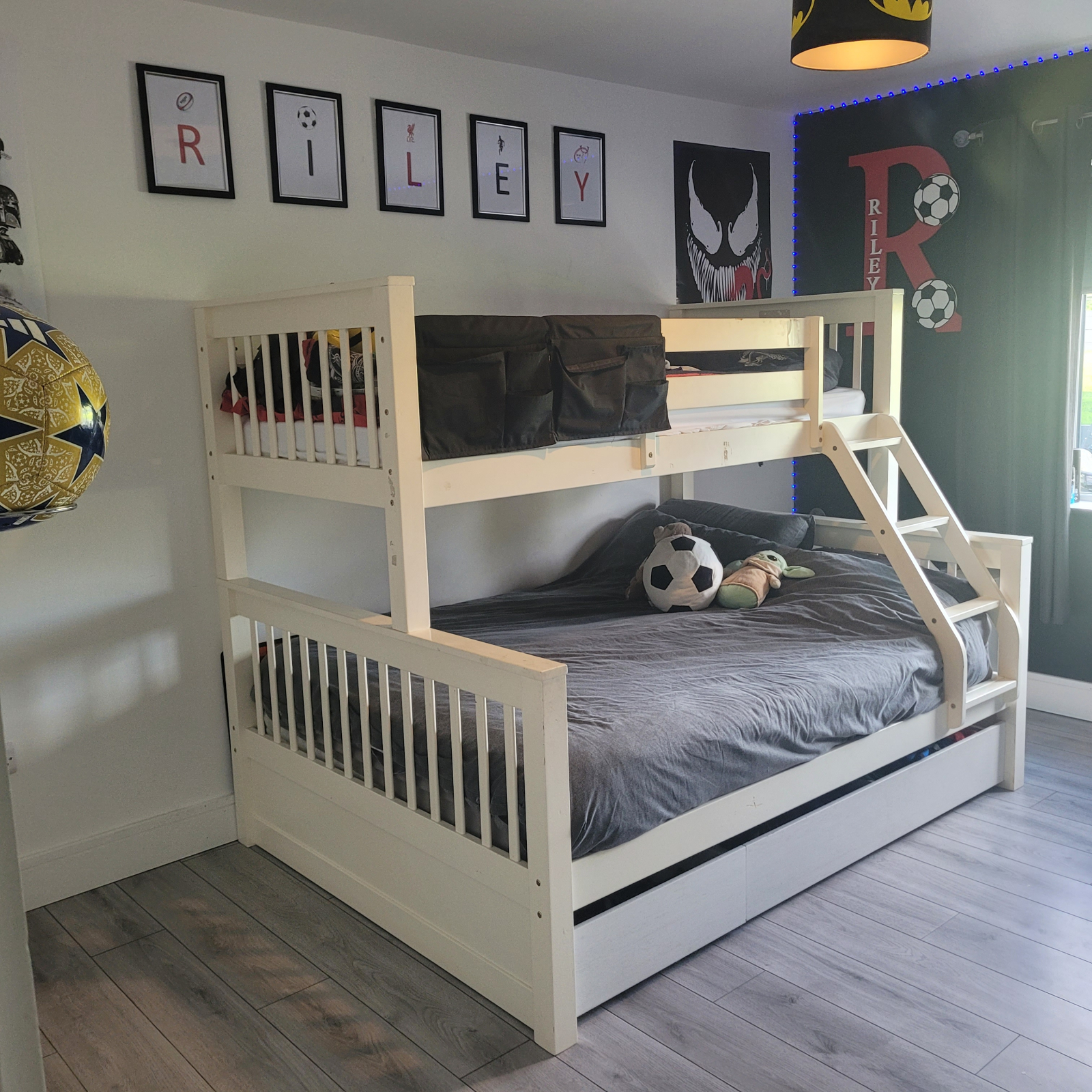 Boys room with double and single bunks ground floor