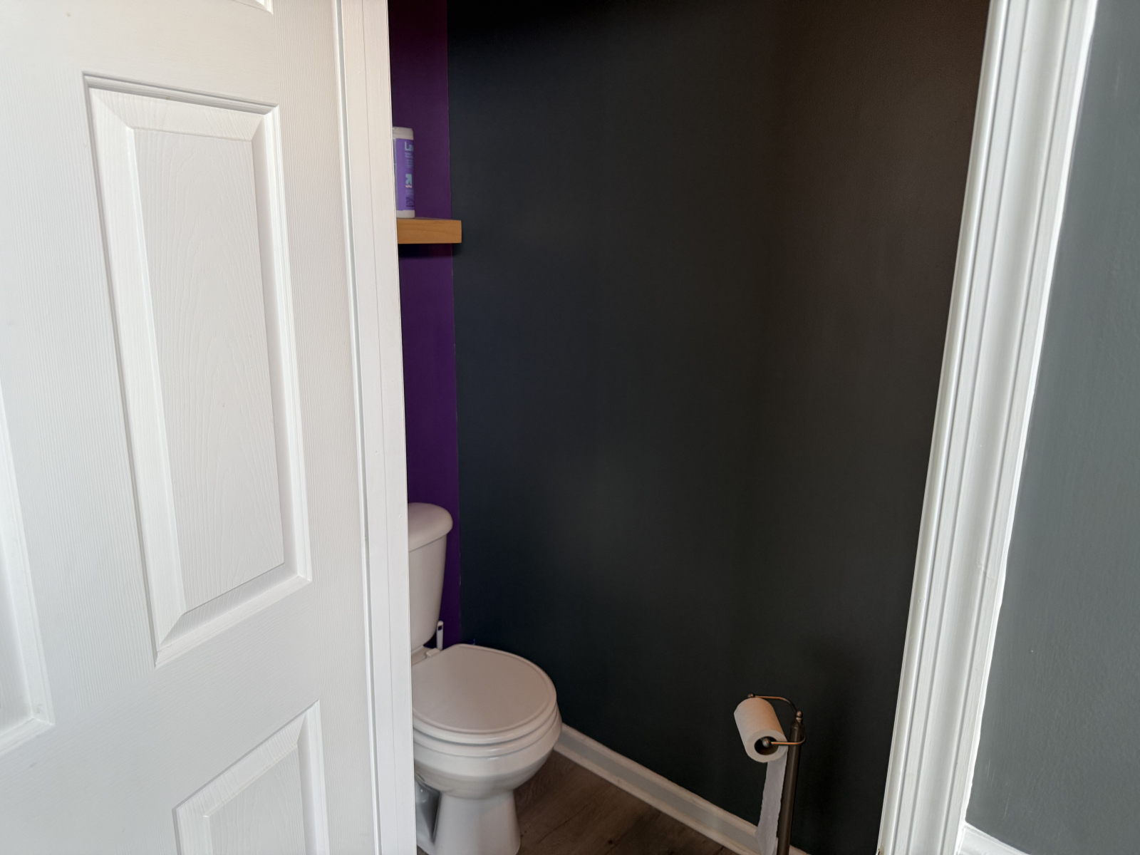 1st floor level 1/2 bath.