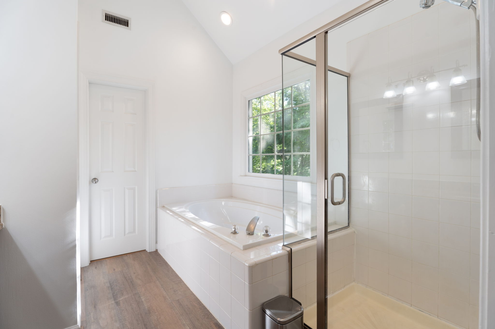 Vicino al centro 5BR + Ufficio Grande casa con cortile a Raleigh, NC