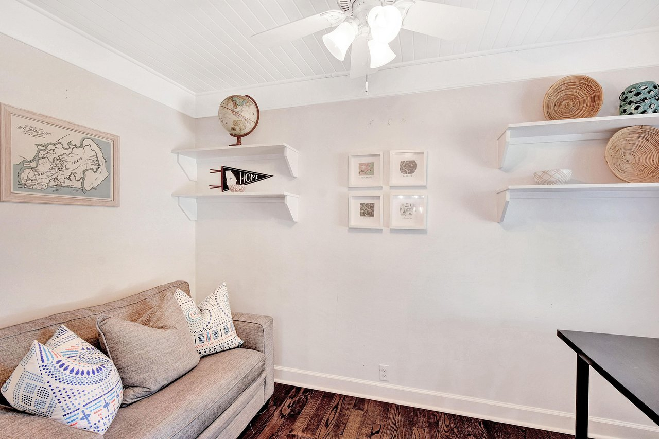 Werkruimte met een uitklapbed.