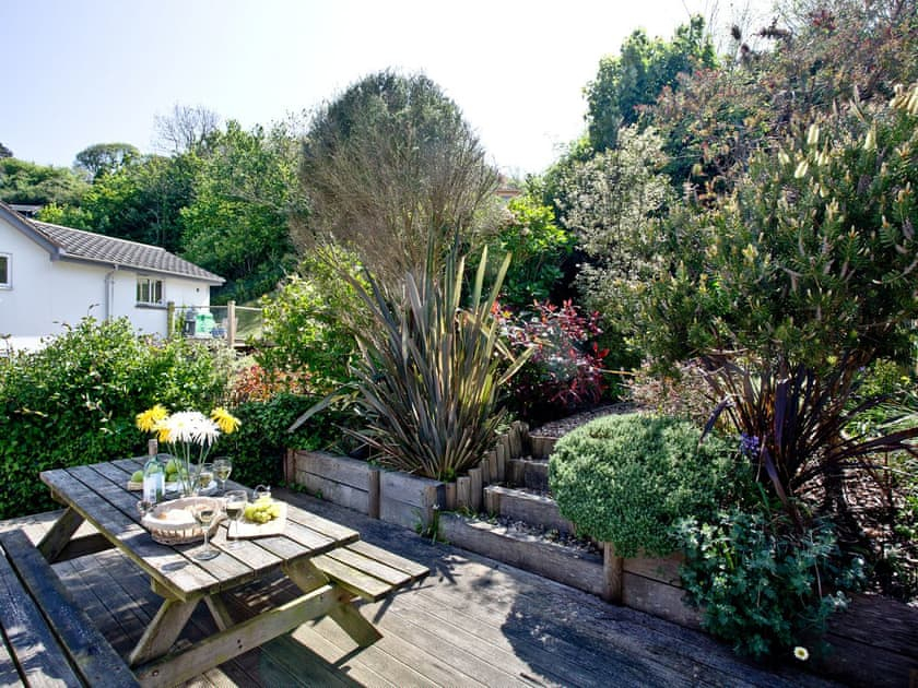 Waterfront Cottage, eingebettet am Meer in South Devon, Großbritannien,