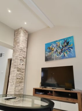 Amplio apartamento adriático con piscina entre mar y montañas