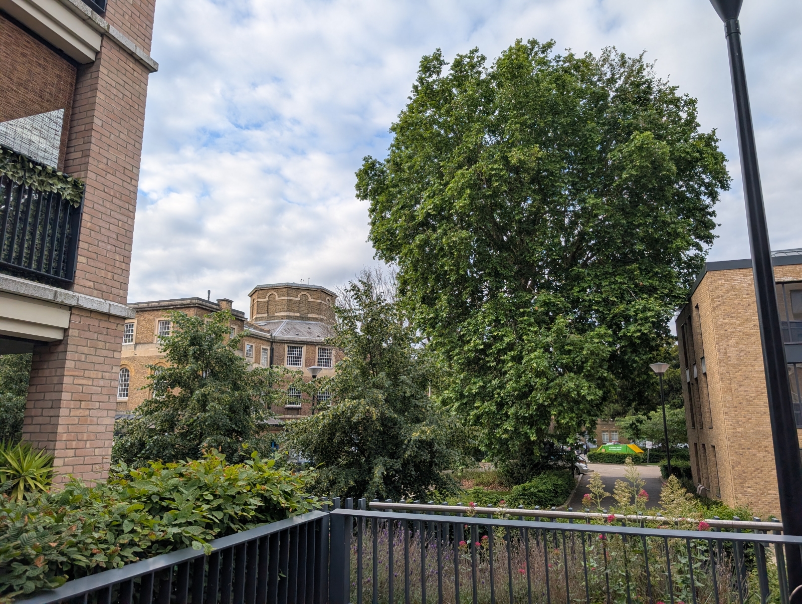 Apartamento novo de um quarto adorável no oeste de Londres
