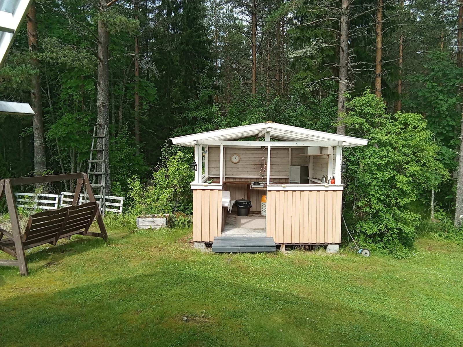 Summer off-grid cottage in Asikkala, Finland