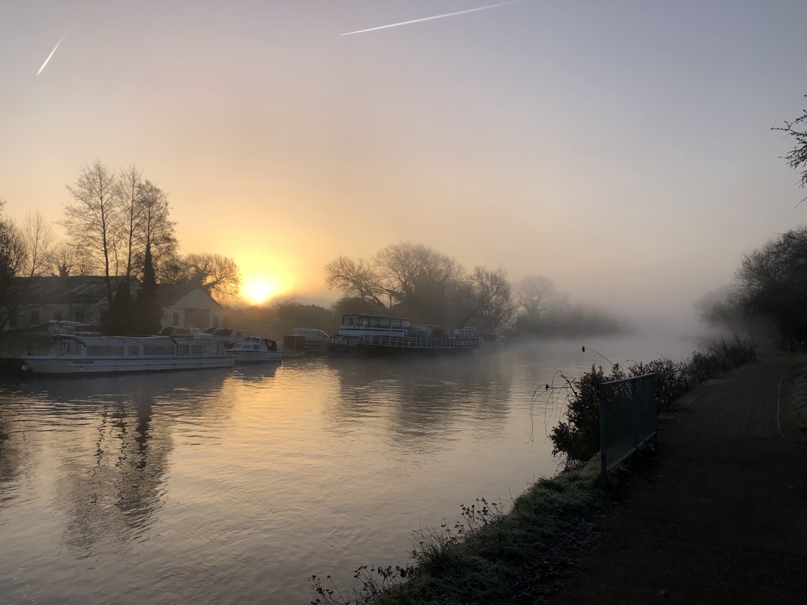5 minute walk to river through beautiful ancient village