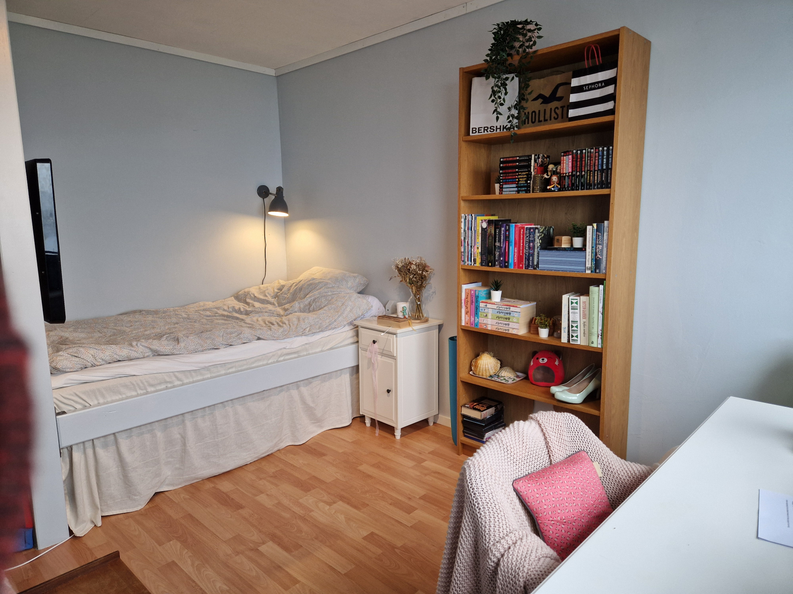 Quarto 2. Cama de solteiro (120x200 cm)