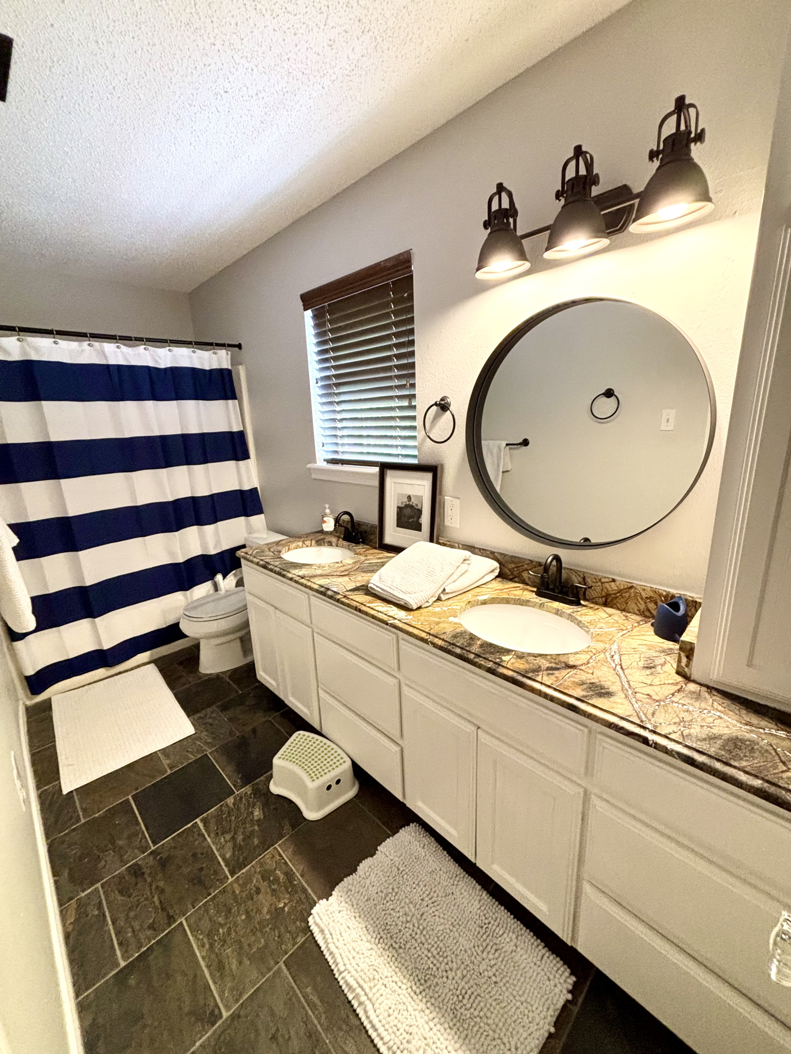 Family friendly home in the heart of Fort Worth