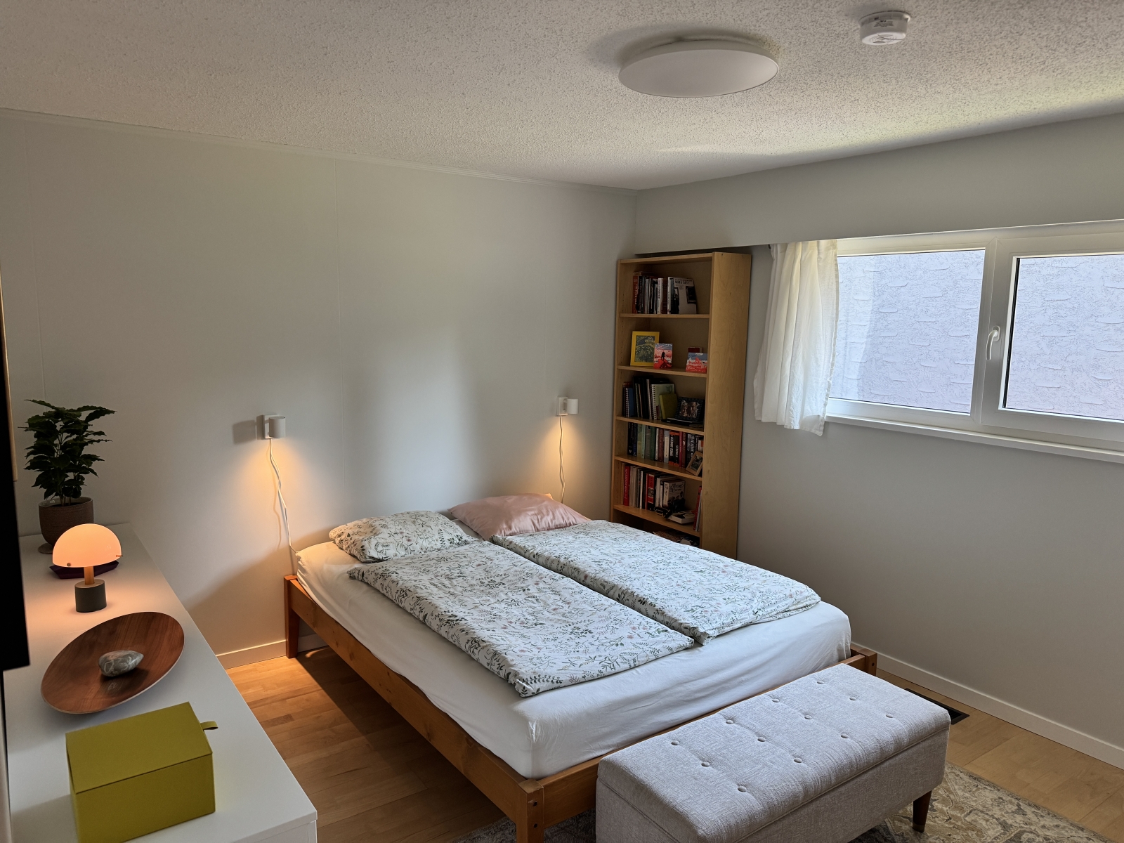 Nieuw gerenoveerde hoofdslaapkamer. De anderen volgen...