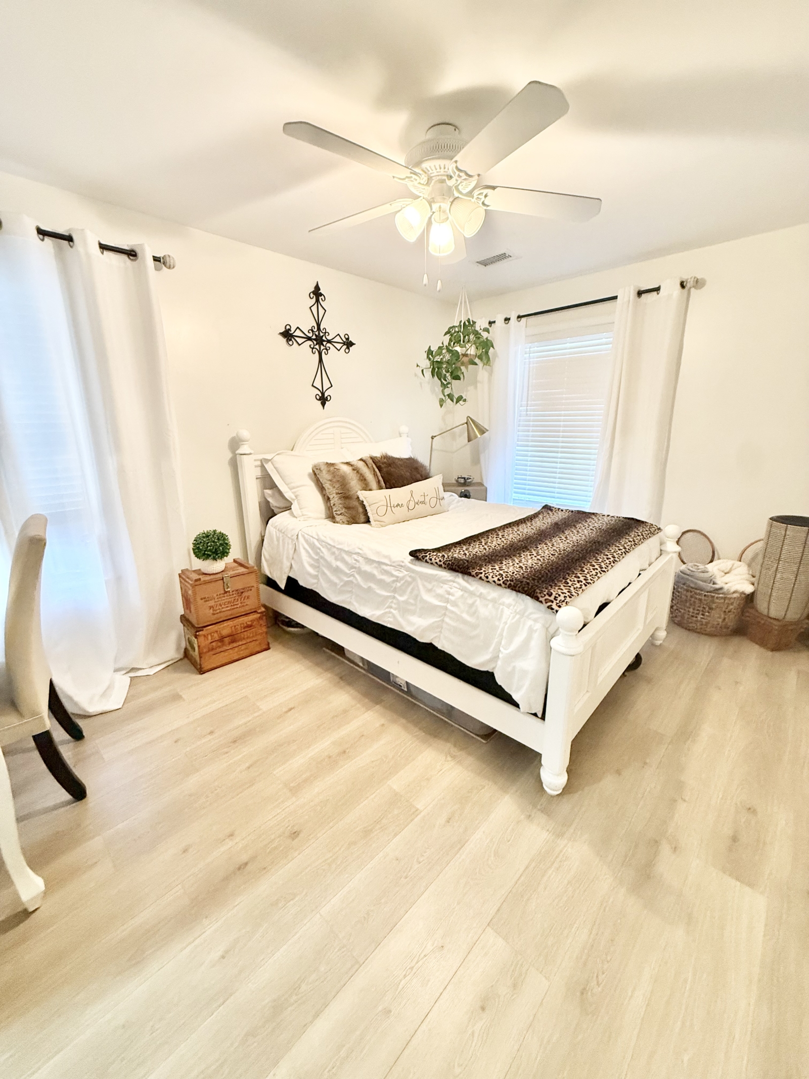 Renovated Charleston Home with Beautiful Water Views, Close to Historic Downtown & Beaches