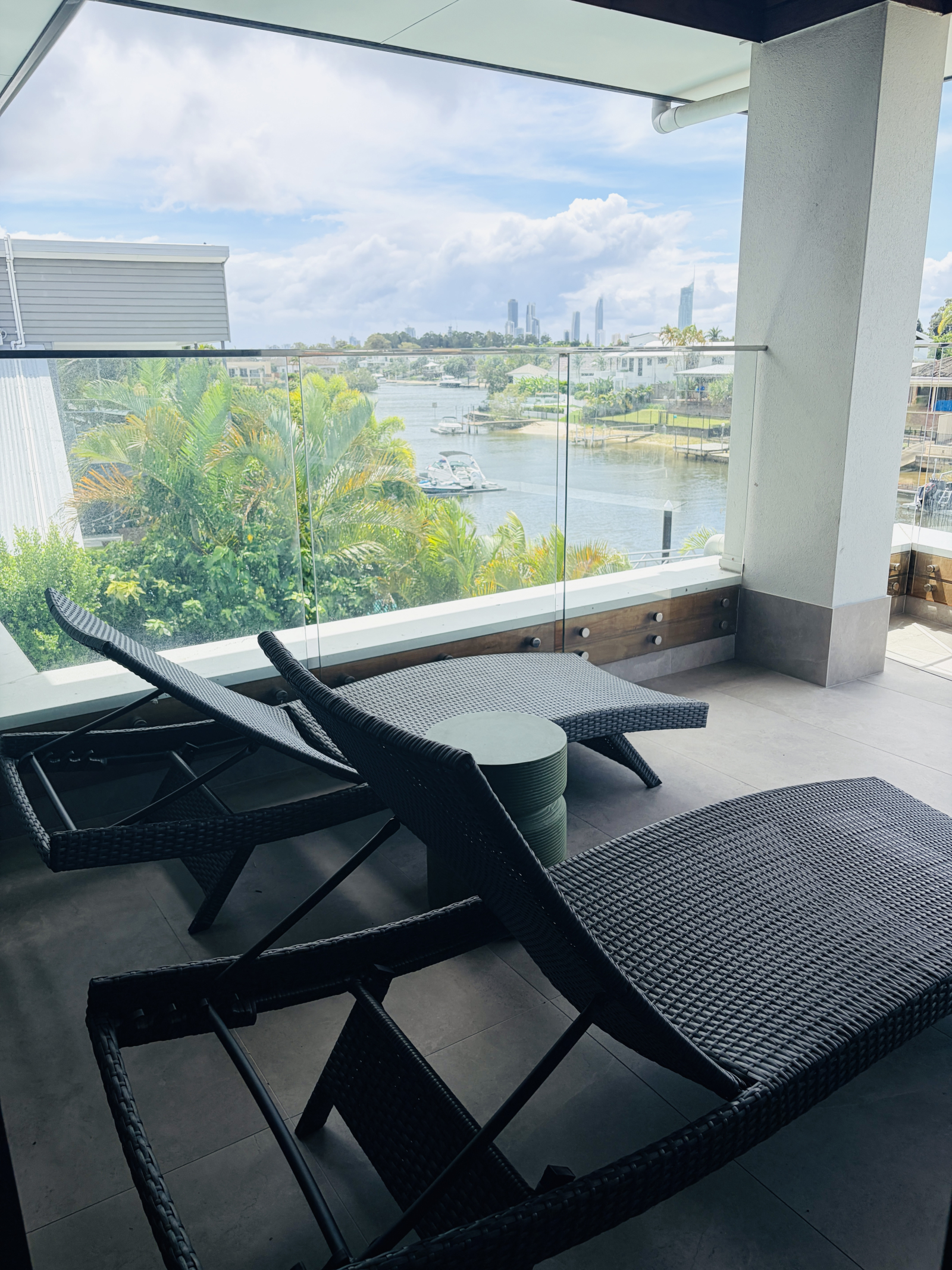 Retiro en la costa de oro – piscina para dormir, sauna, 10 minutos para las mejores playas