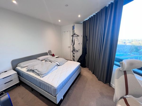 Family Home in London (Twickenham, Richmond upon Thames) | Fast Transport, Riverside & Local Charm