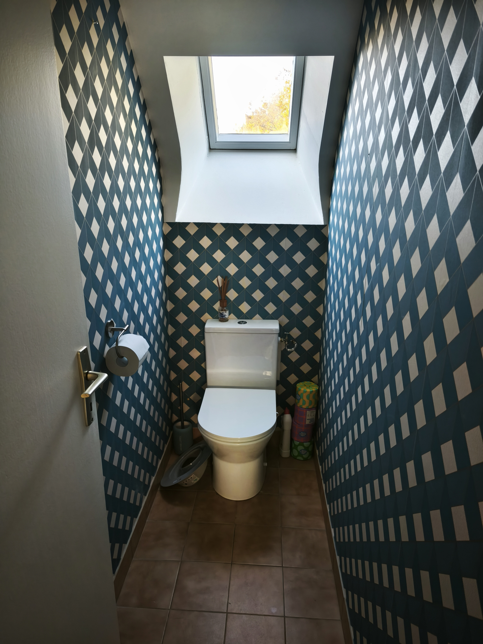 Upstairs toilet