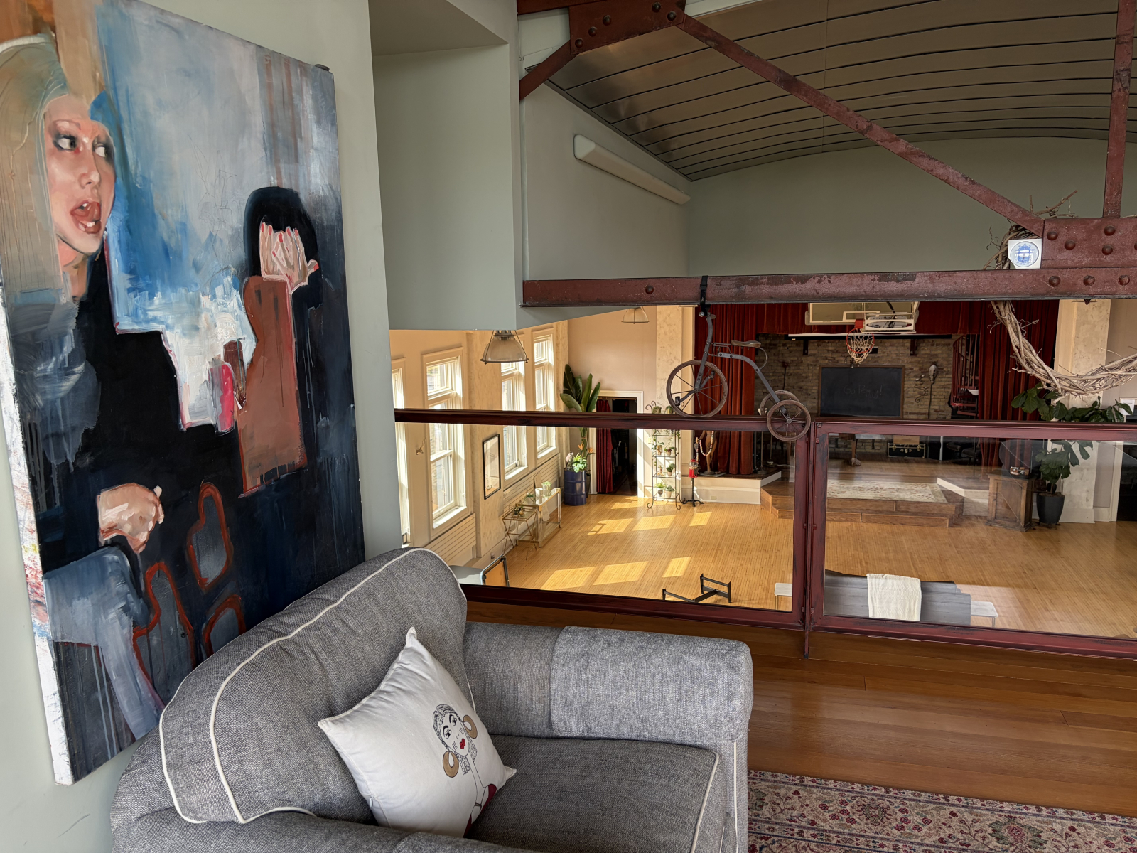 Linden Hills Penthouse Loft, Minneapolis, à beira de lagos, lojas, restaurantes