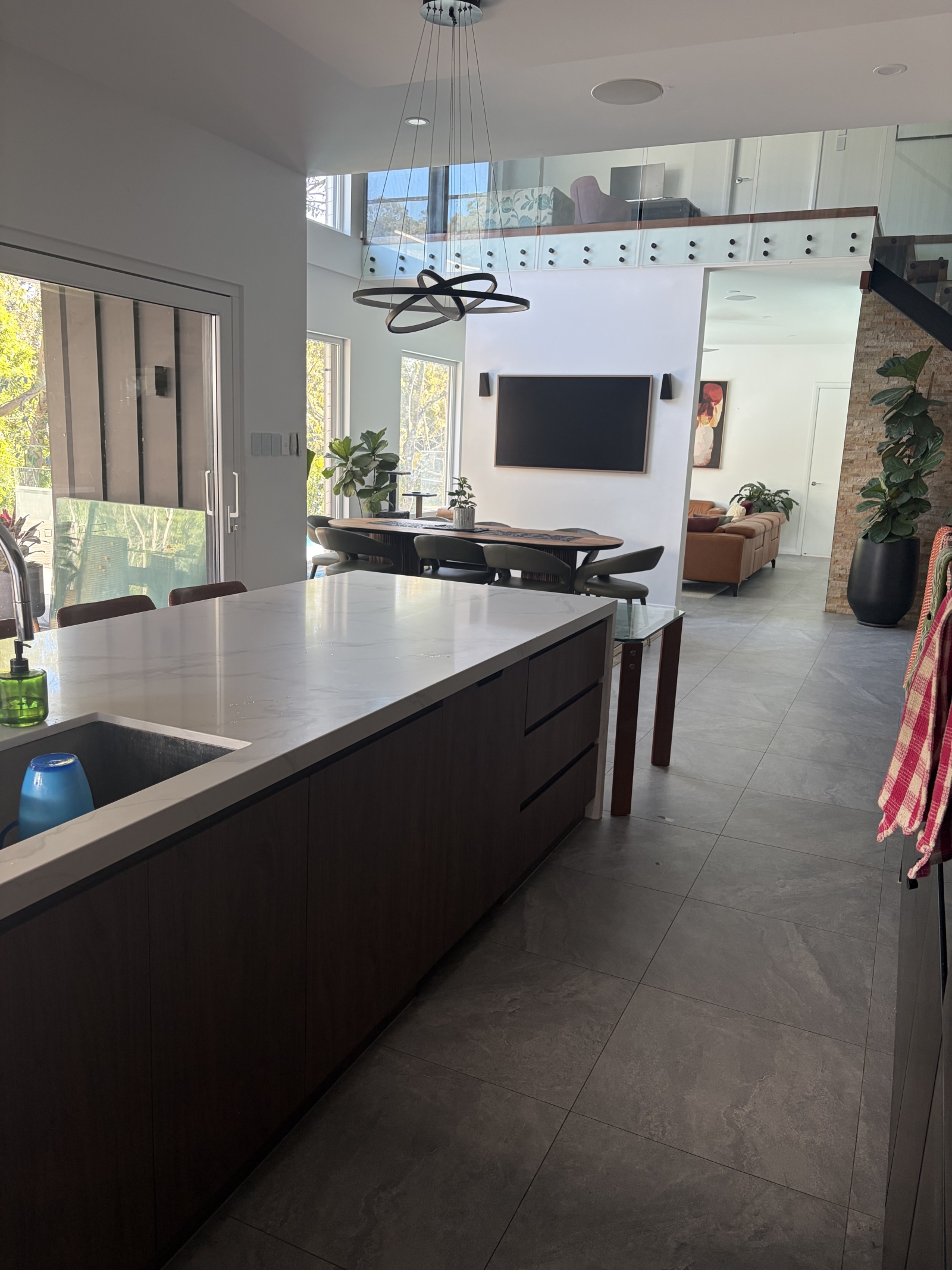 Nouvelle maison de luxe à Brisbane dans un cadre paisible de brousse