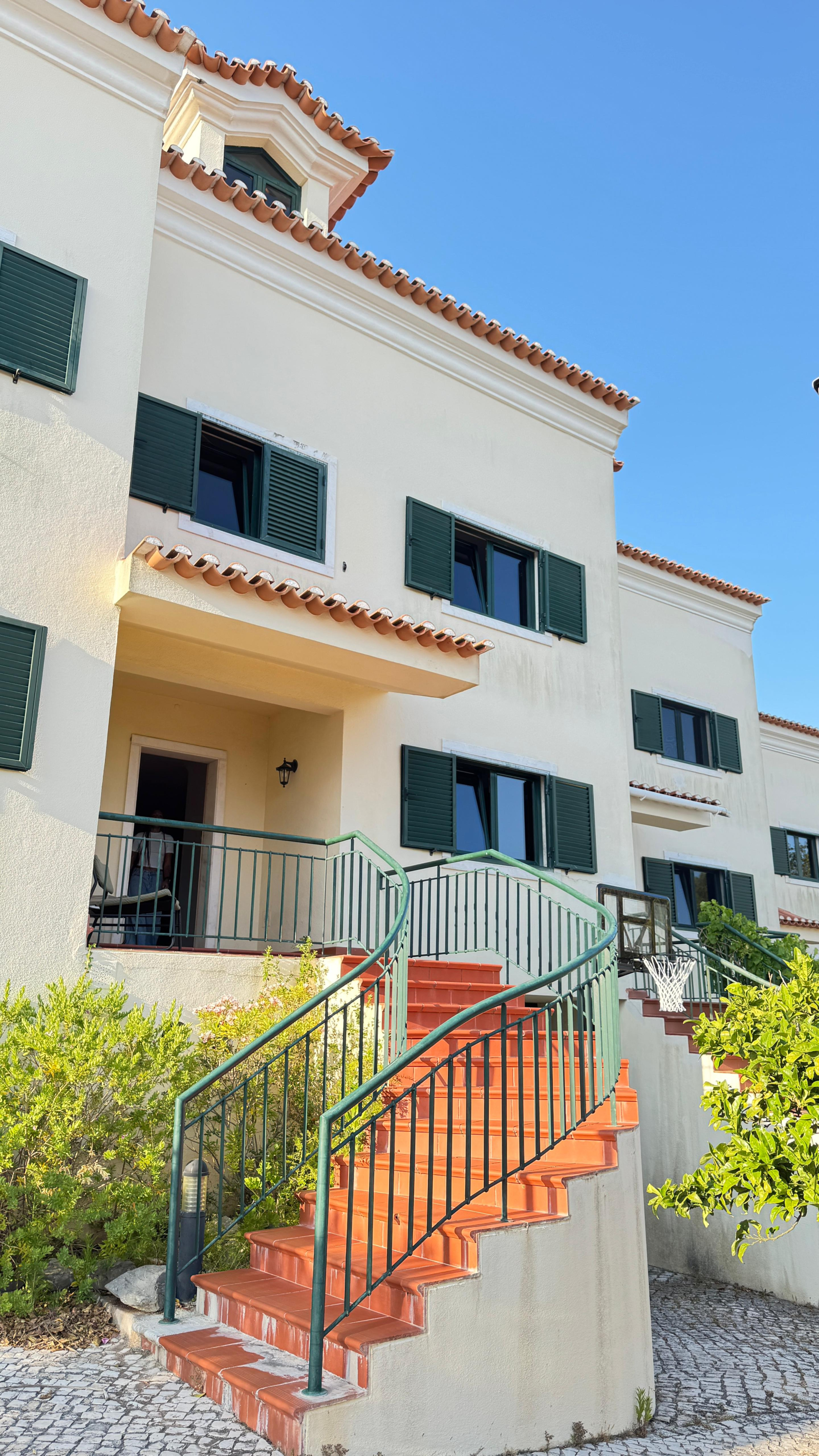 Geräumiges Familienhaus in der Nähe von Sintra und Cascais (Pool + Kino)