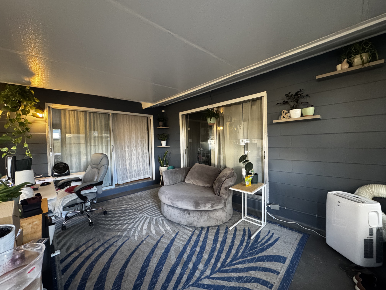 Geschlossene Terrasse mit Klimaanlage (der Rest des Hauses ist Zentralkühlung/Heizung)