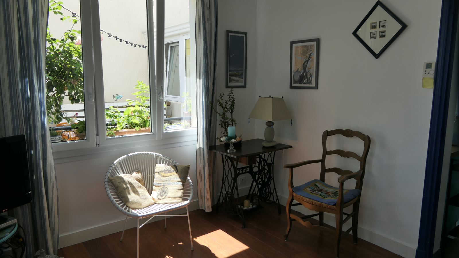 Salon.