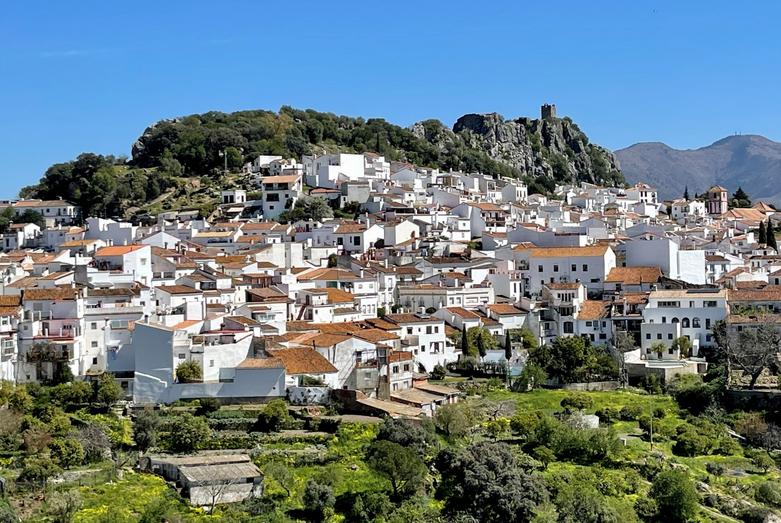 Gaucín, een ander historisch dorp op een heuveltop, slechts 45 minuten verderop